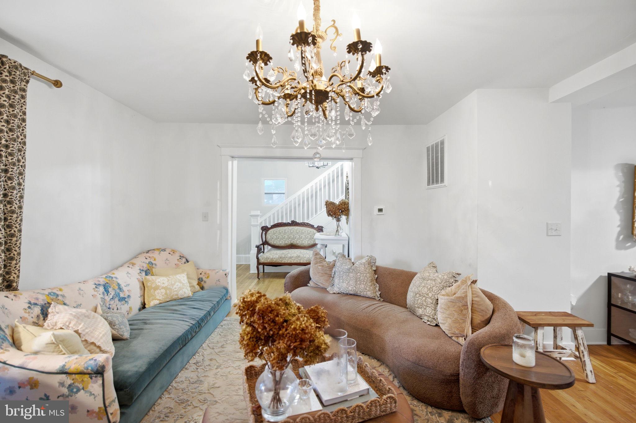 744 WINCHESTER AVENUE