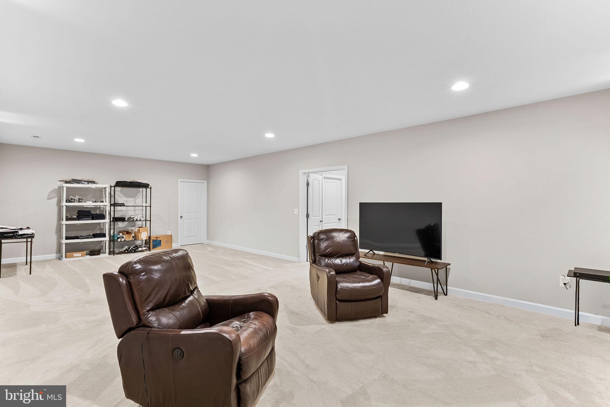 TOUCHSTONE FARMS - Residential