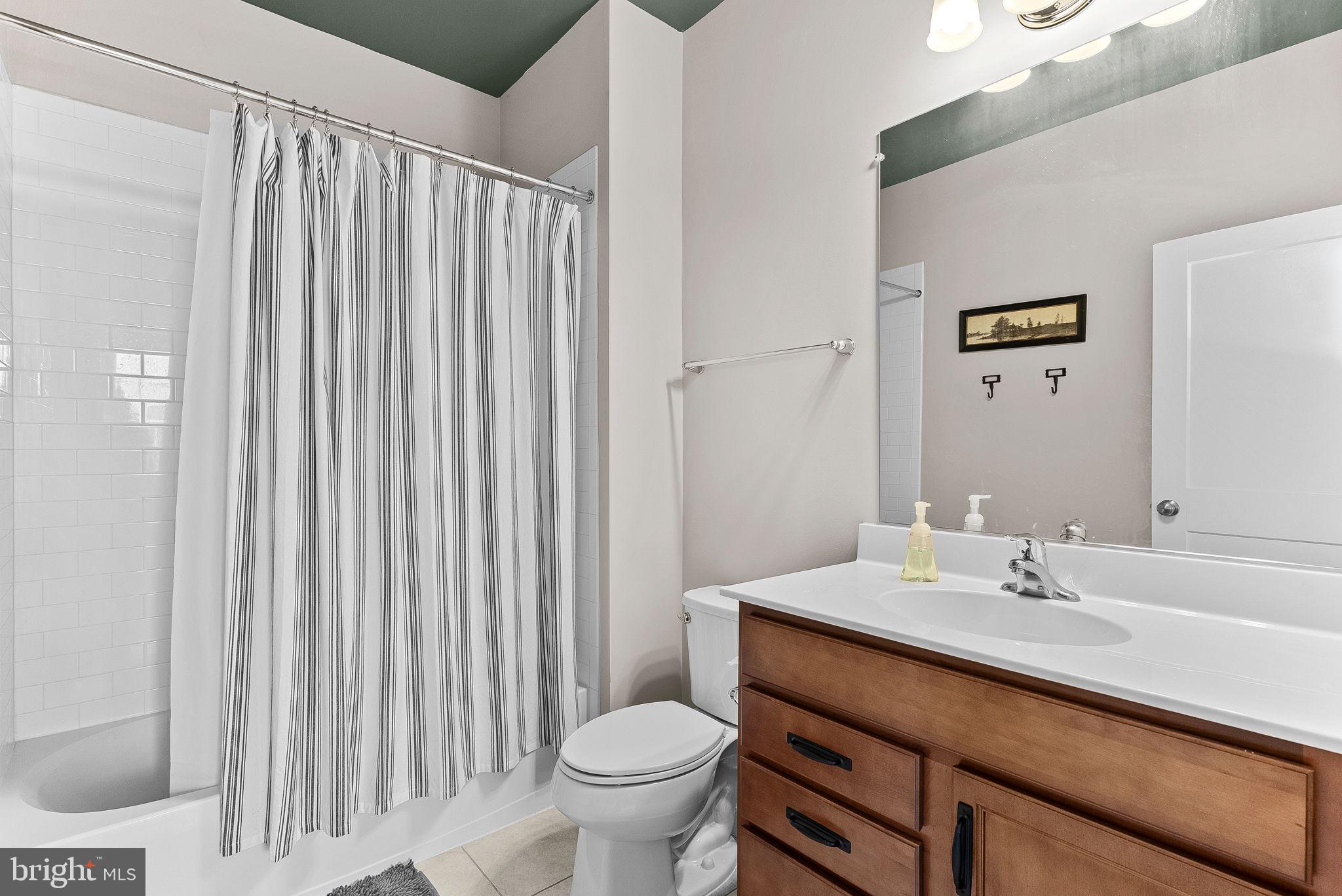 TOUCHSTONE FARMS - Residential