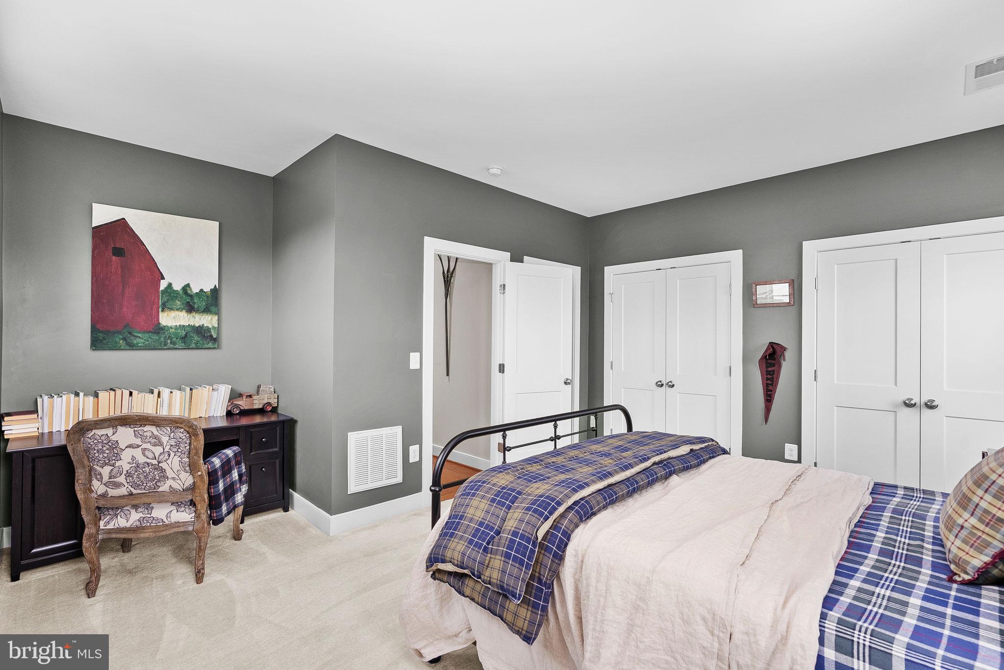 TOUCHSTONE FARMS - Residential