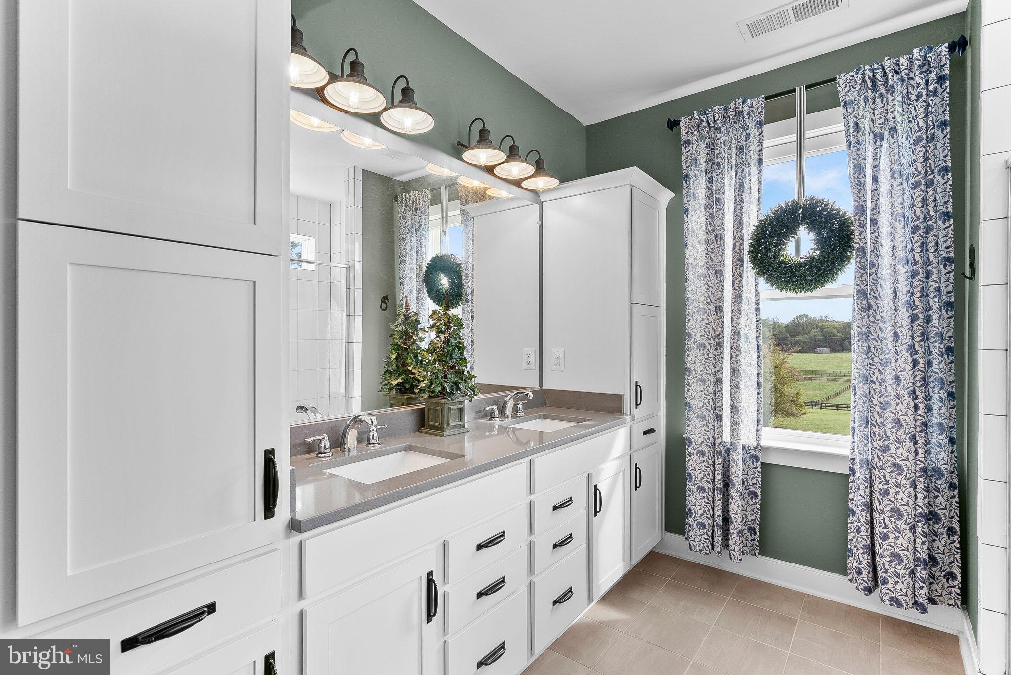 TOUCHSTONE FARMS - Residential