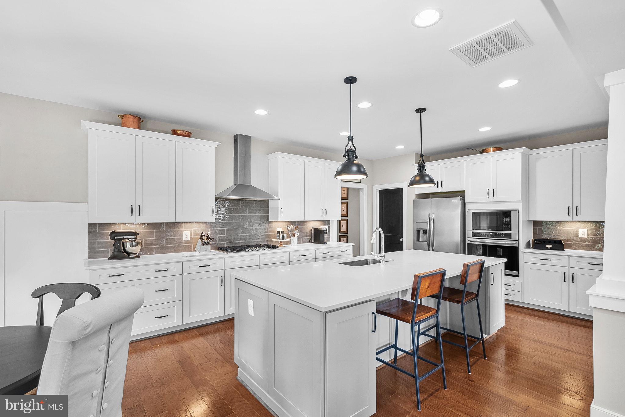 TOUCHSTONE FARMS - Residential