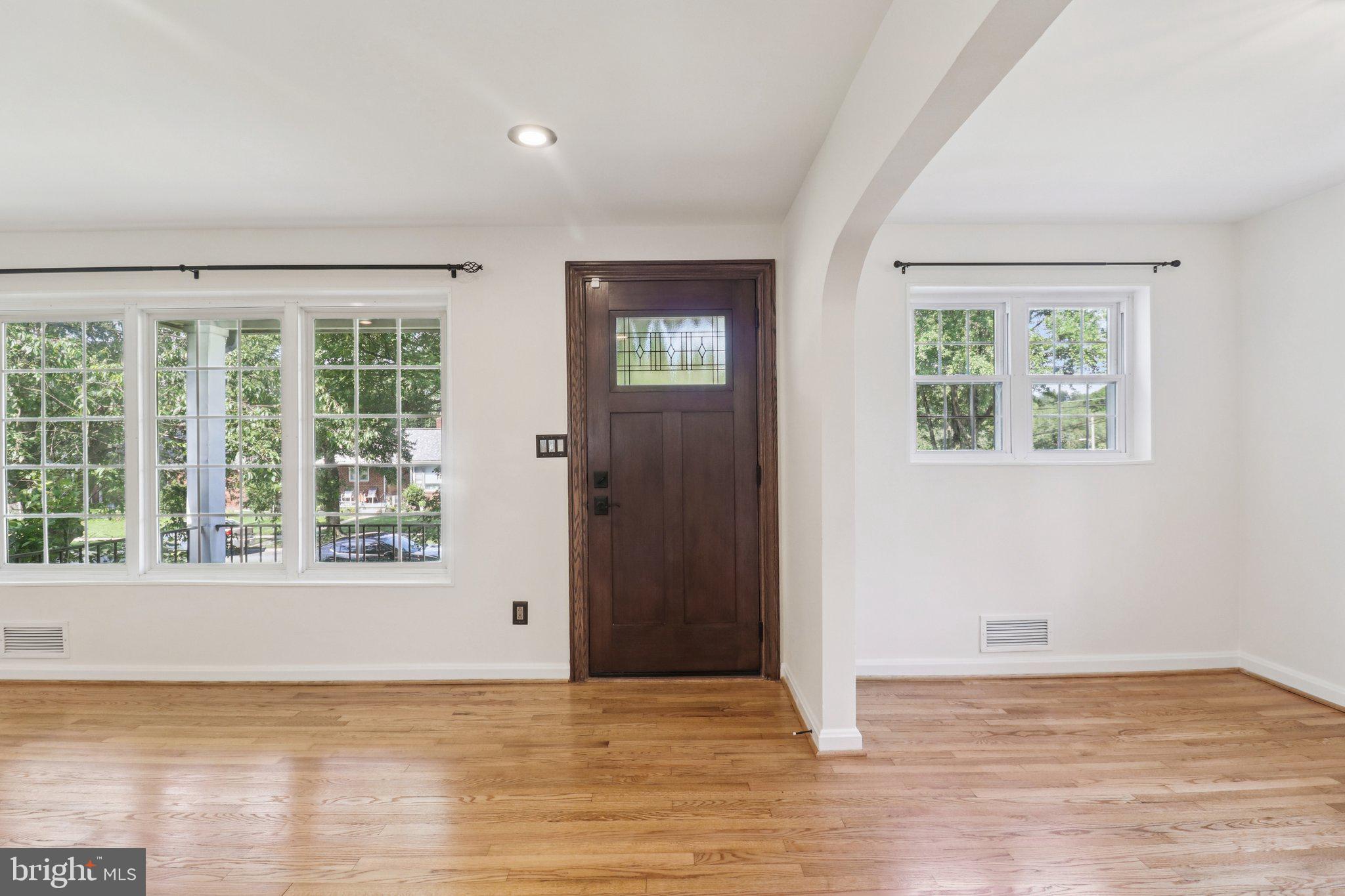 10215 HAYWOOD DRIVE