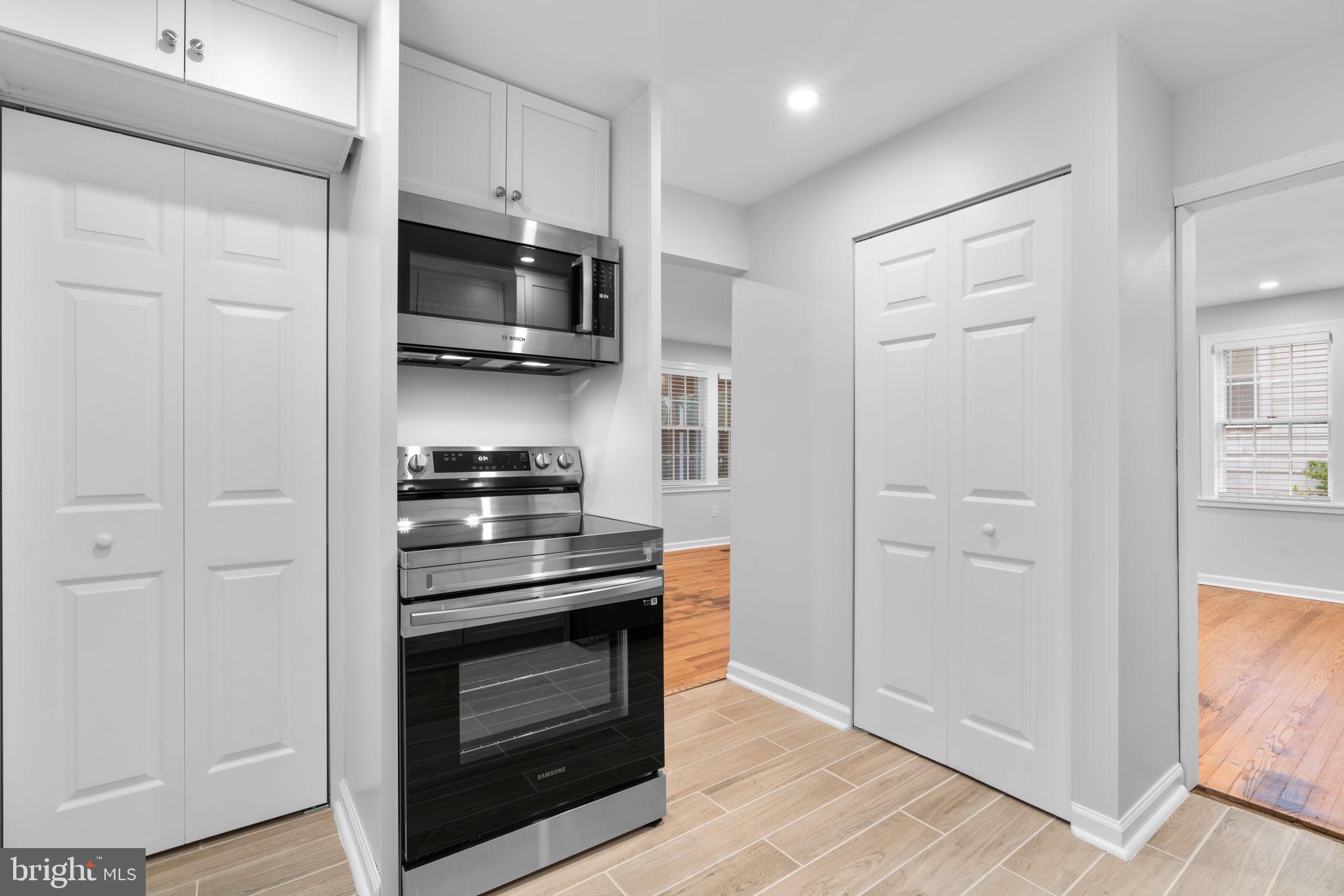 WEST END PARK - Residential Lease