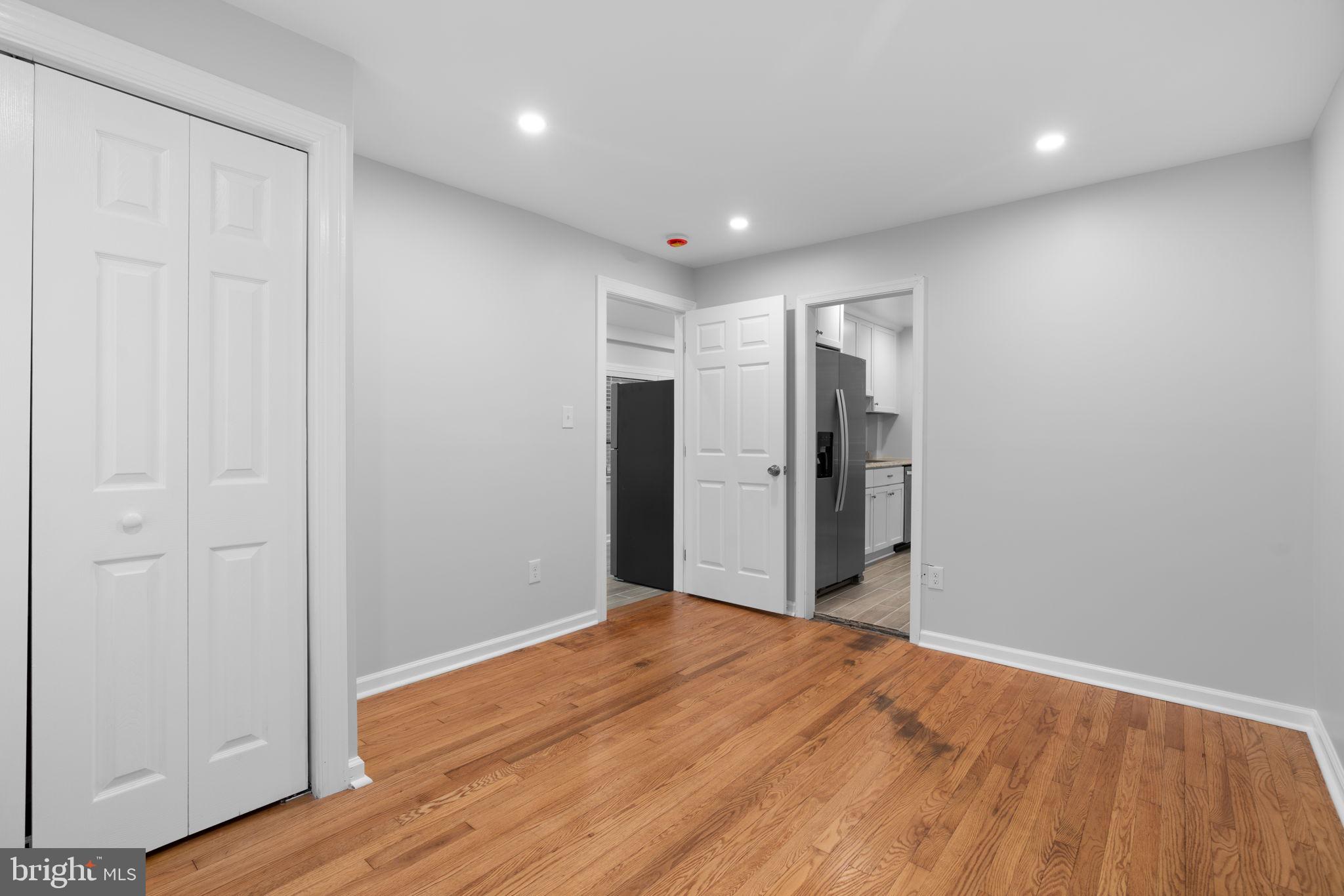 WEST END PARK - Residential Lease