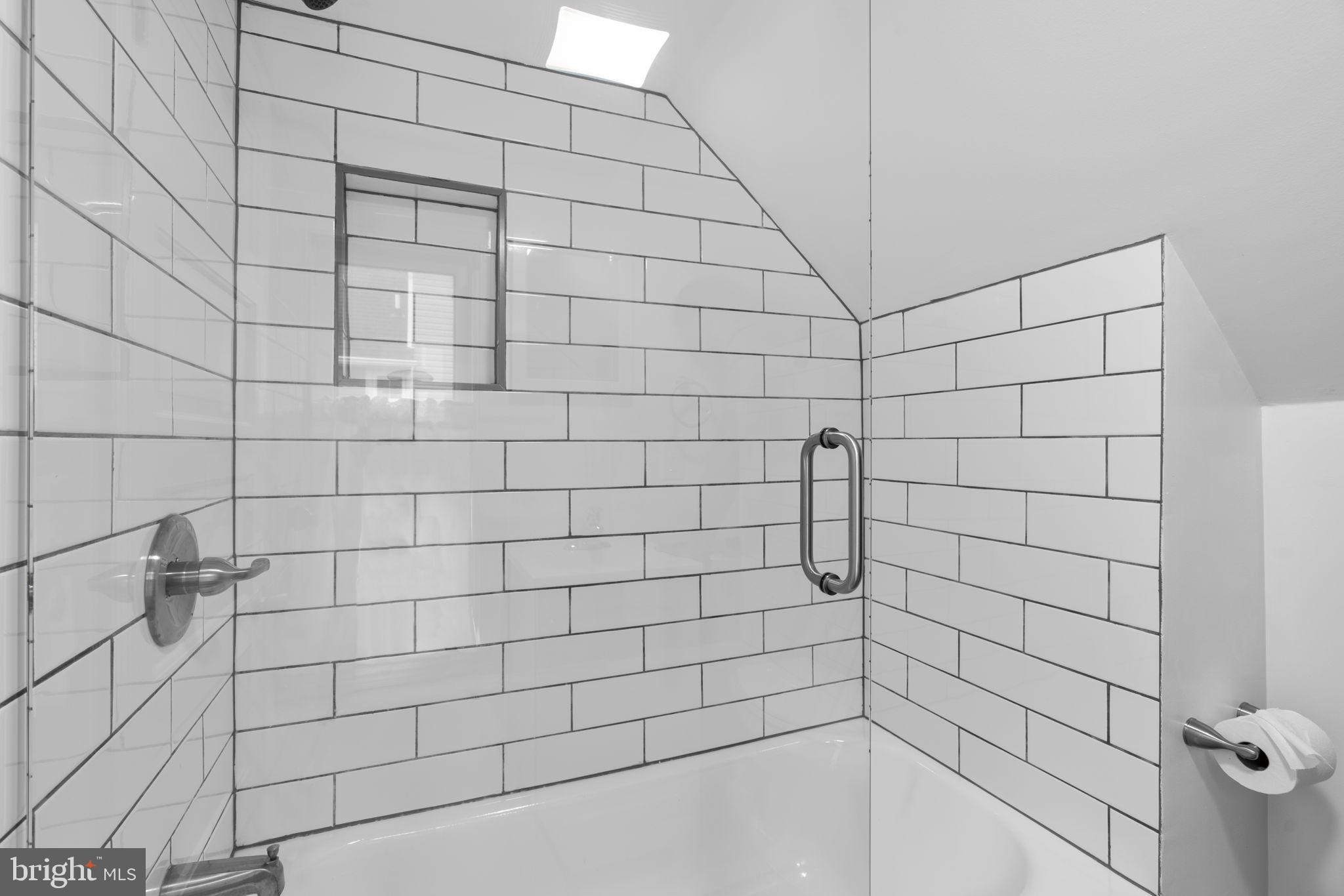 WEST END PARK - Residential Lease