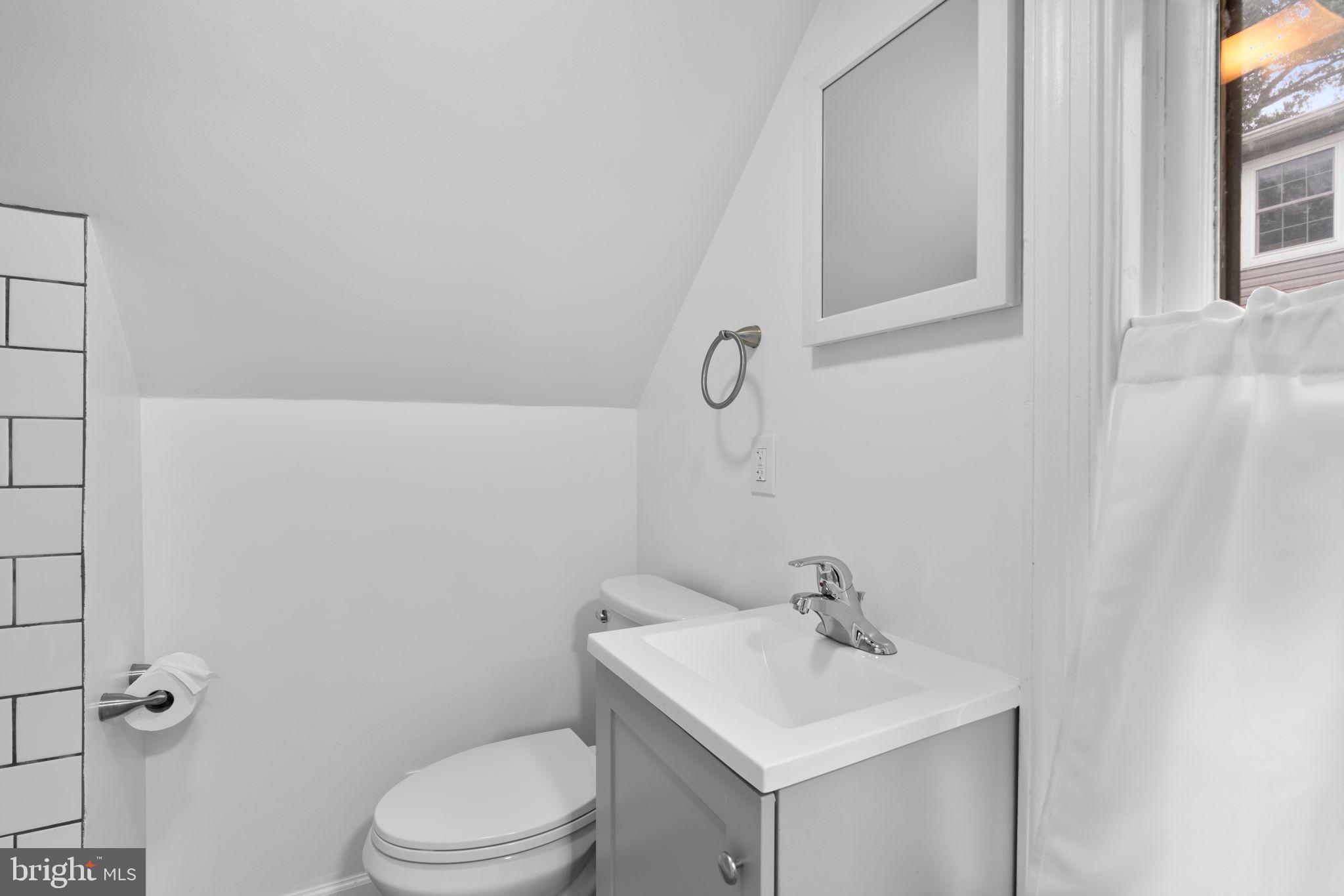 WEST END PARK - Residential Lease