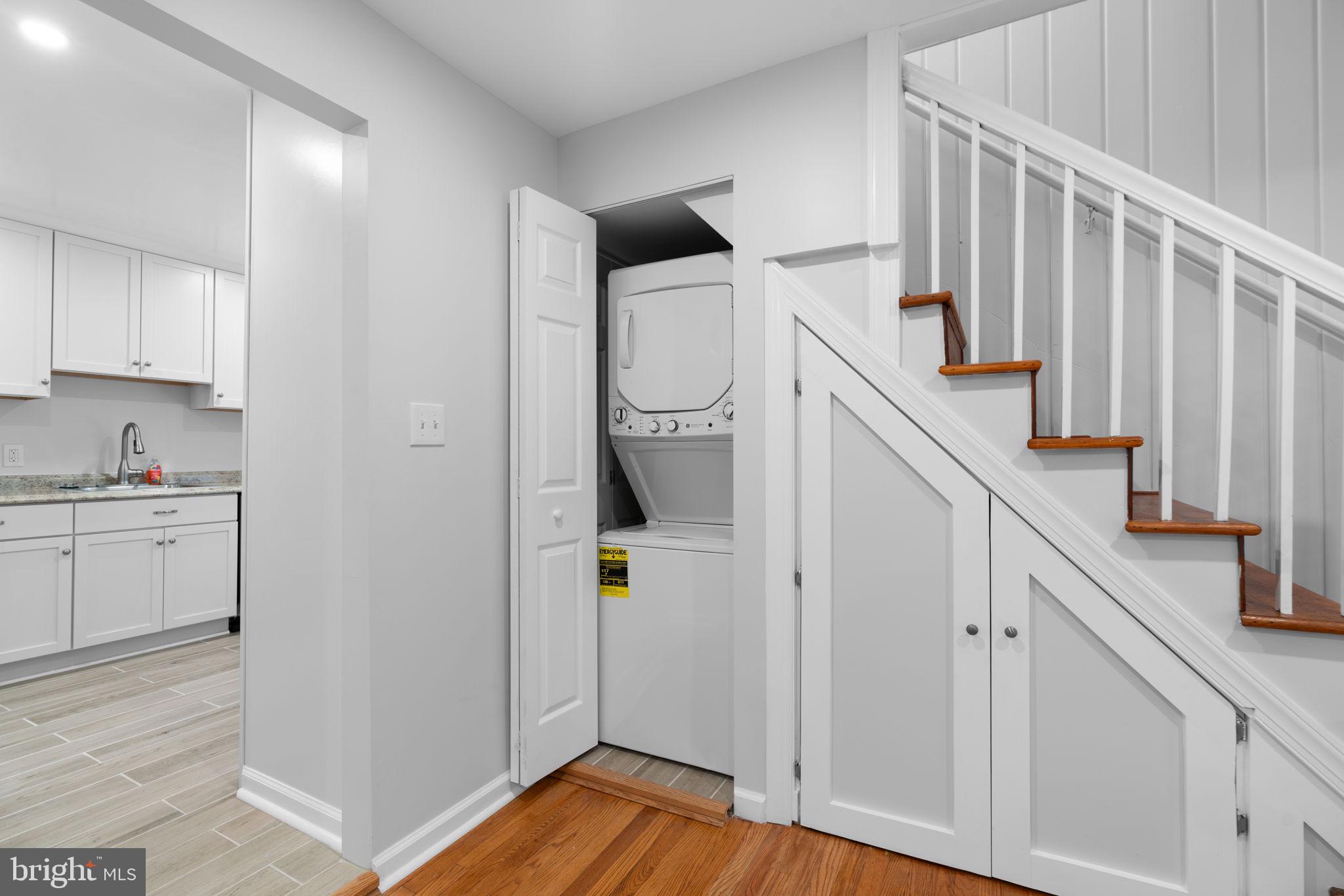 WEST END PARK - Residential Lease