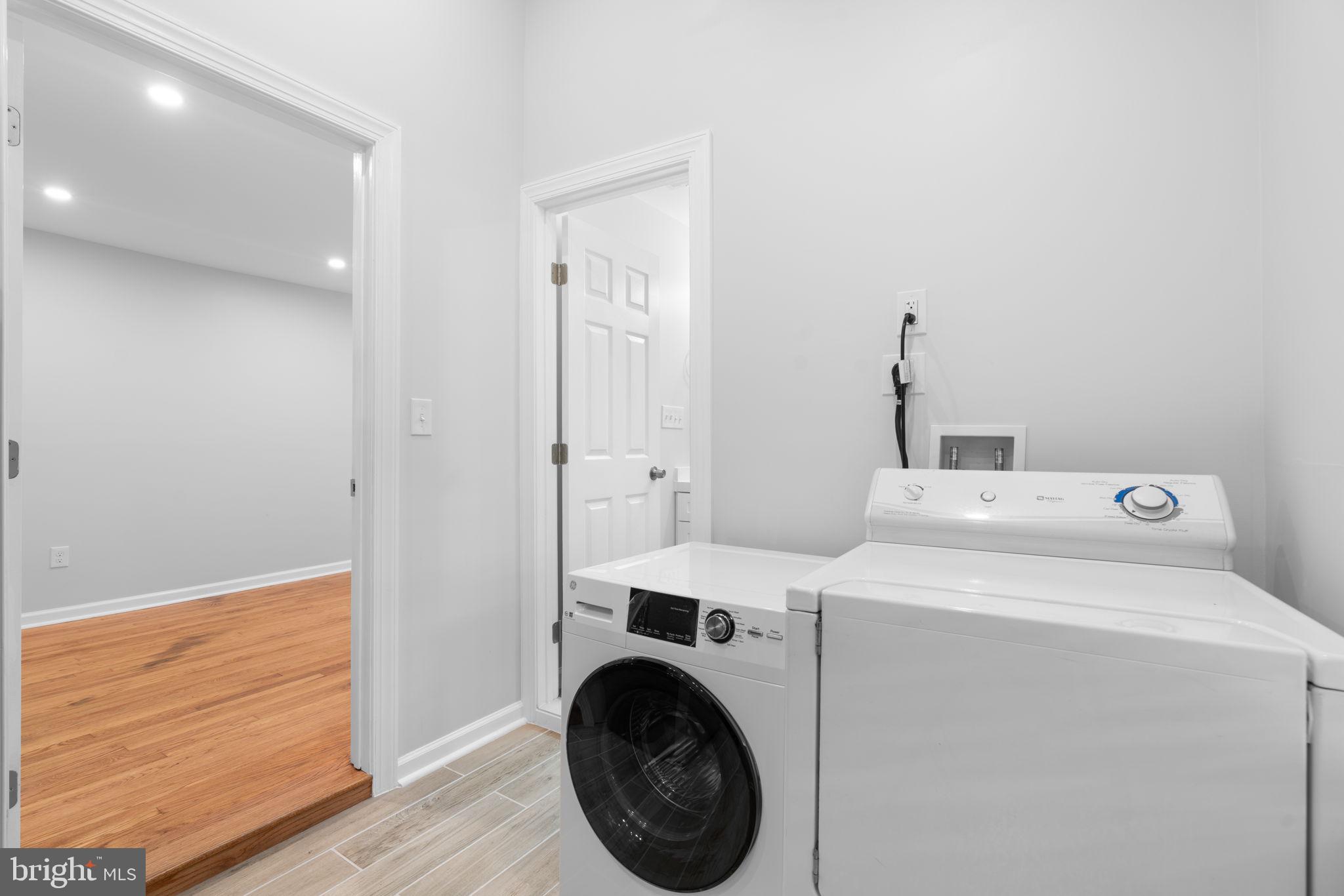 WEST END PARK - Residential Lease