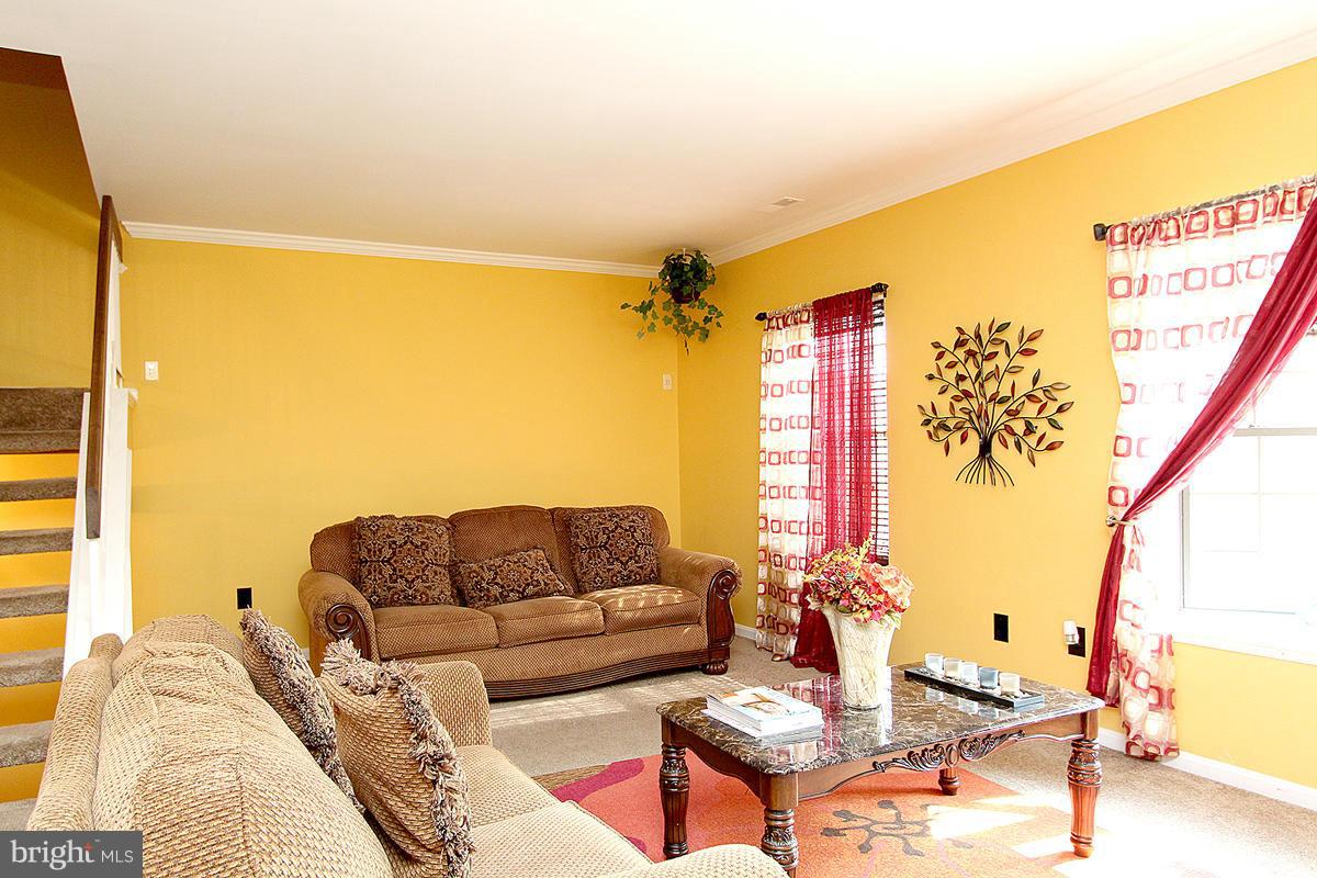 LAUREL LAKES PLAT 3 - Residential