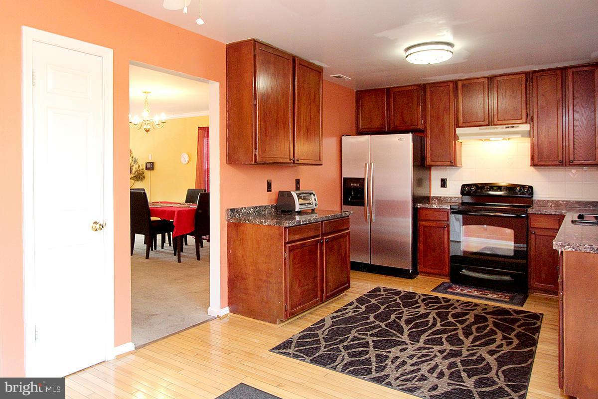 LAUREL LAKES PLAT 3 - Residential