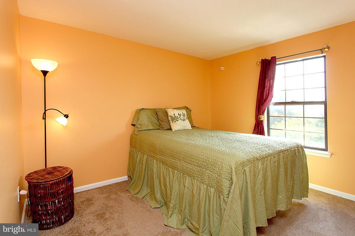 LAUREL LAKES PLAT 3 - Residential