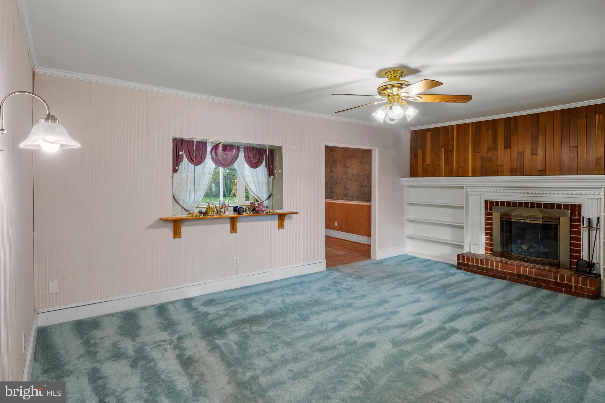 2305 ROCKWELL AVENUE