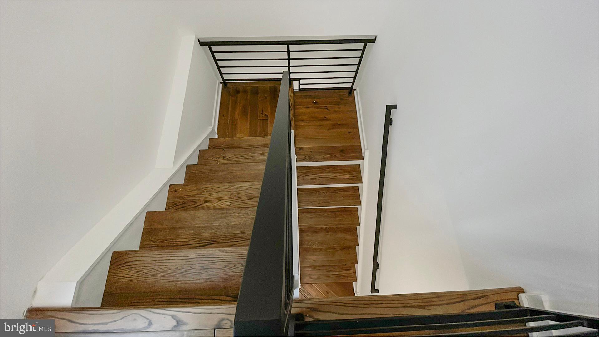 WALNUT HILL - Residential