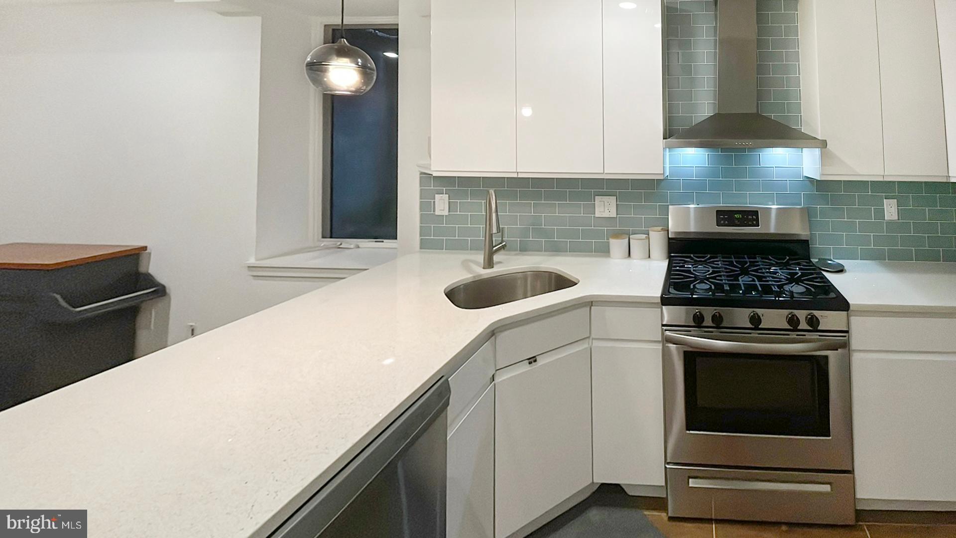 WALNUT HILL - Residential