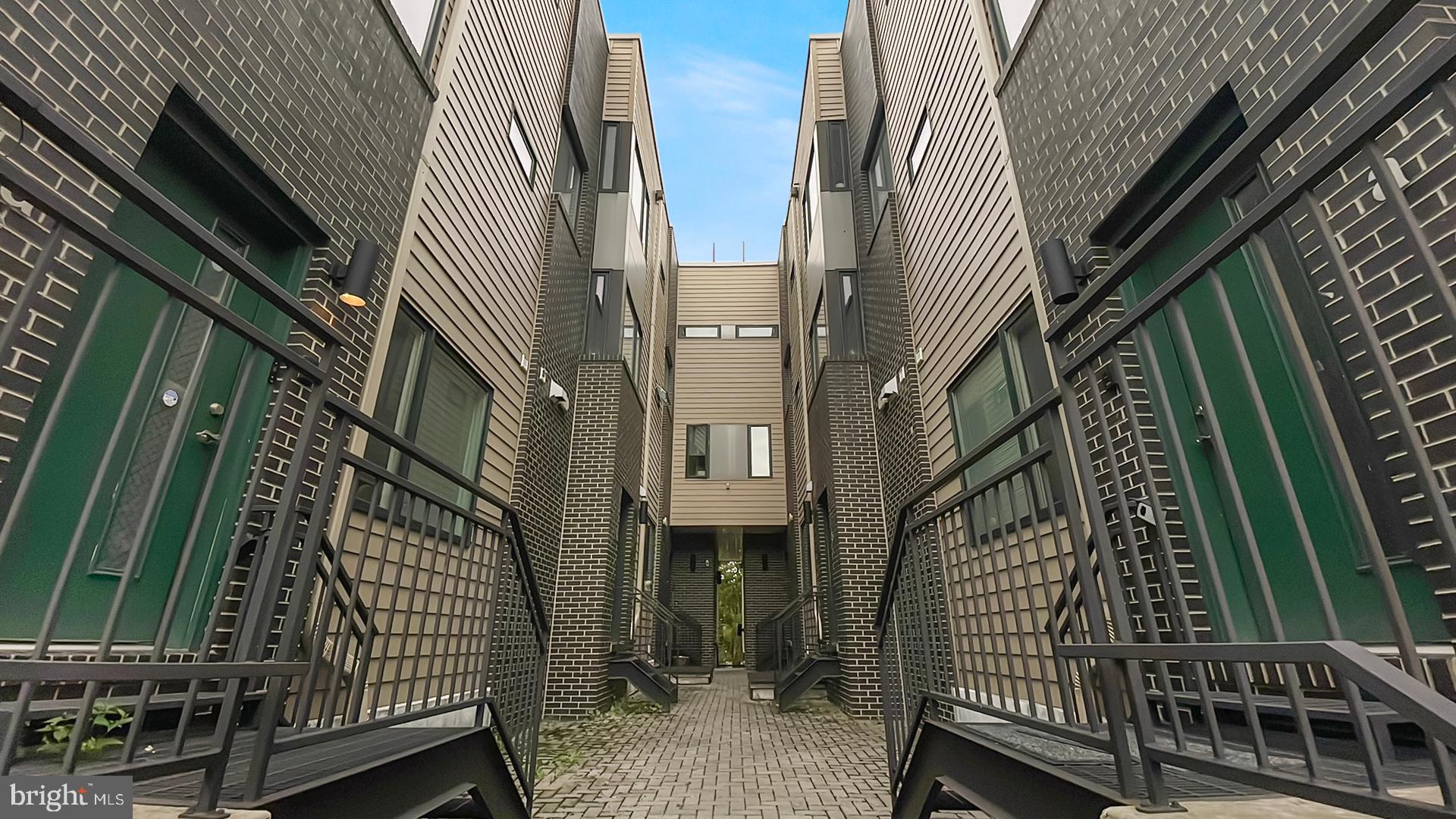 4727 WALNUT STREET 00 4