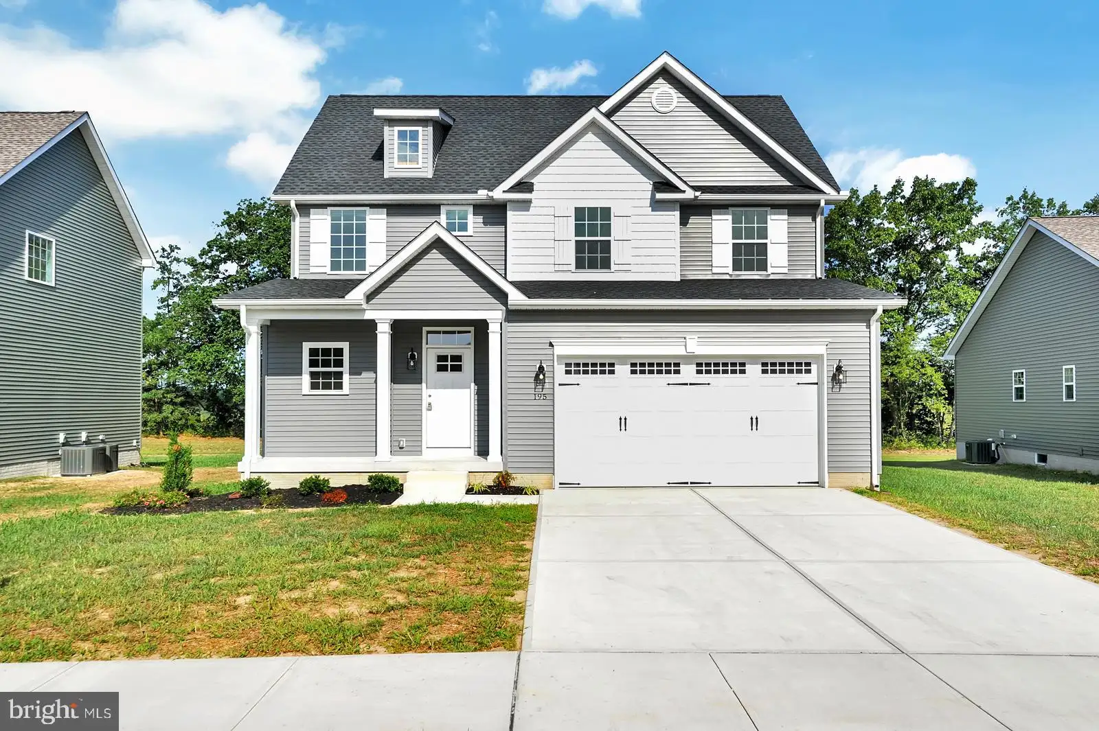 195 Hightide Dr, Frederica, DE 19946