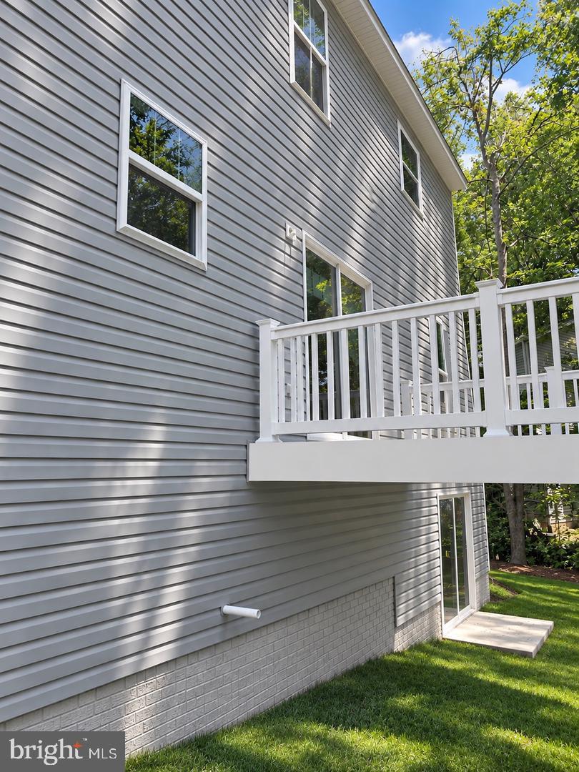 114 CRYSTAL COURT