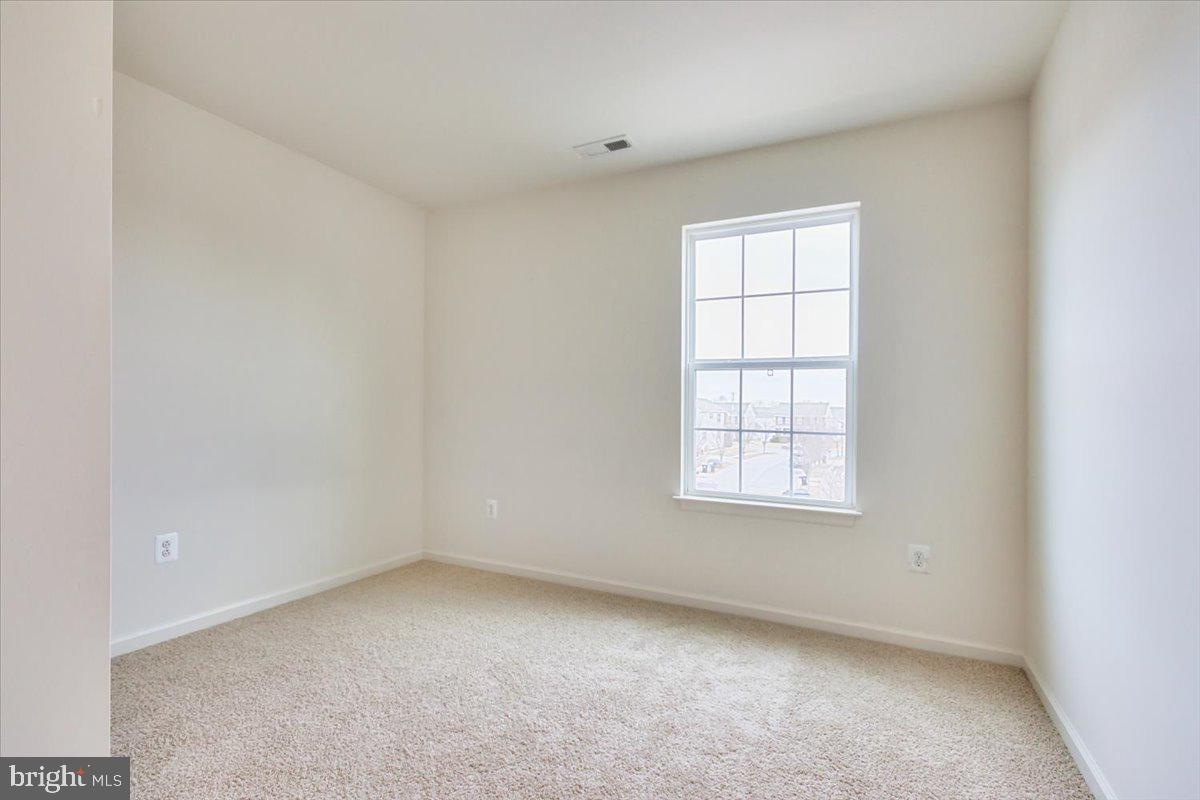 WINDSOR  MILL - Residential