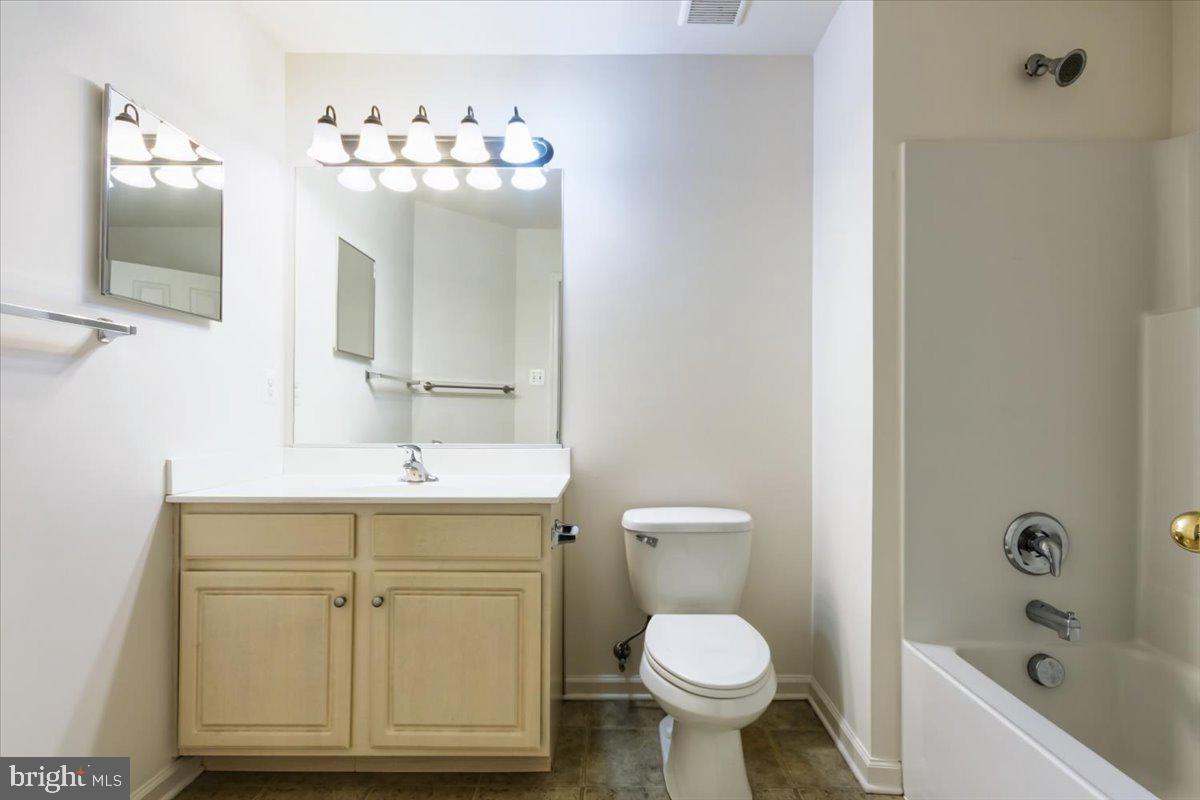 WINDSOR  MILL - Residential