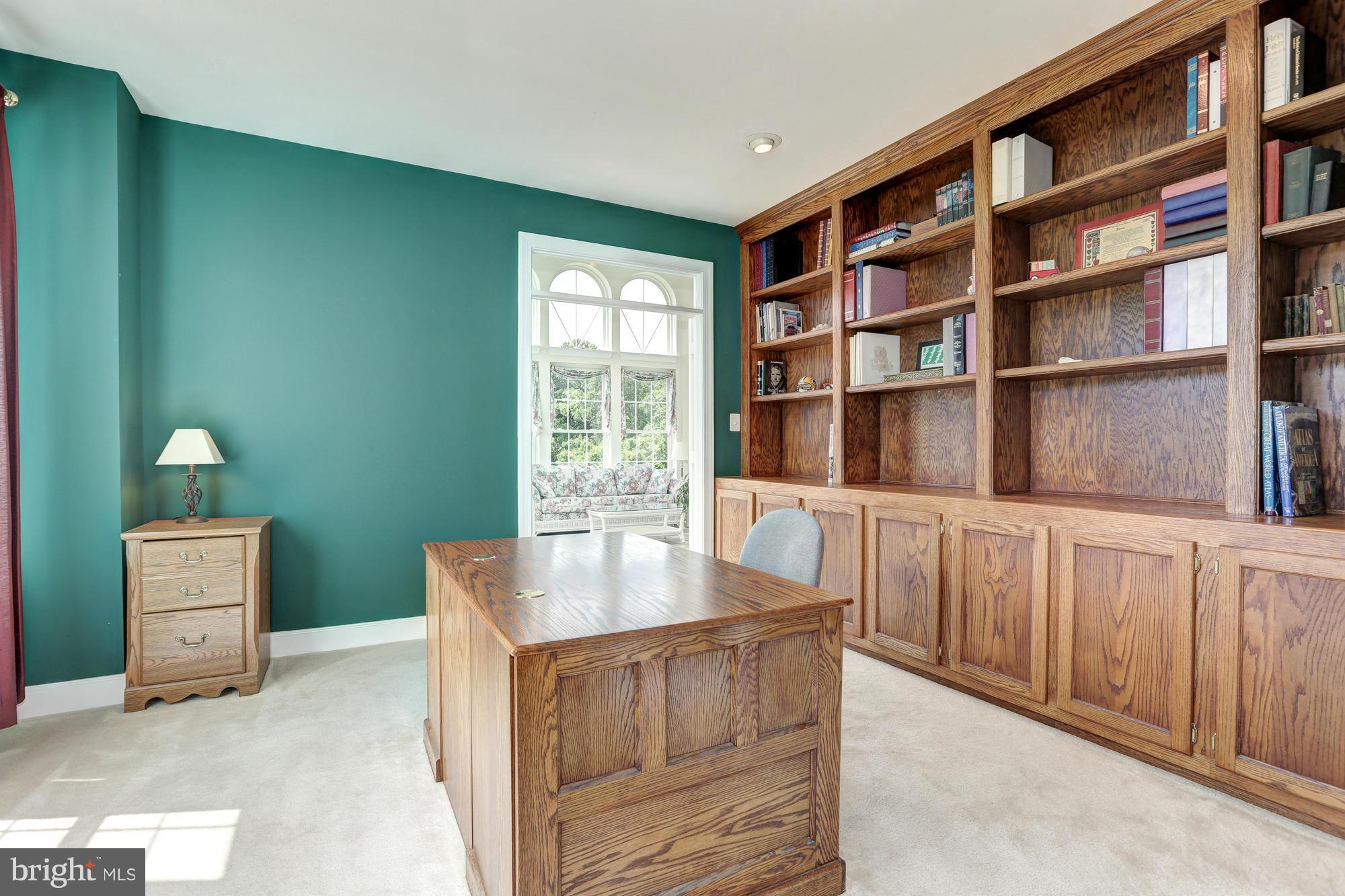 SPRING MEADOWS - Residential