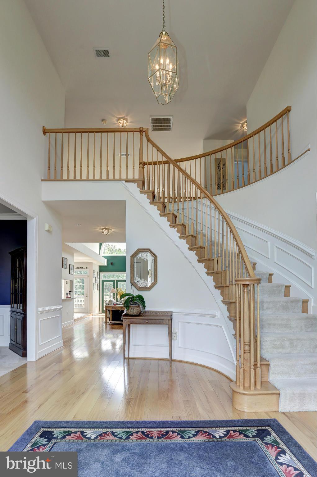 SPRING MEADOWS - Residential