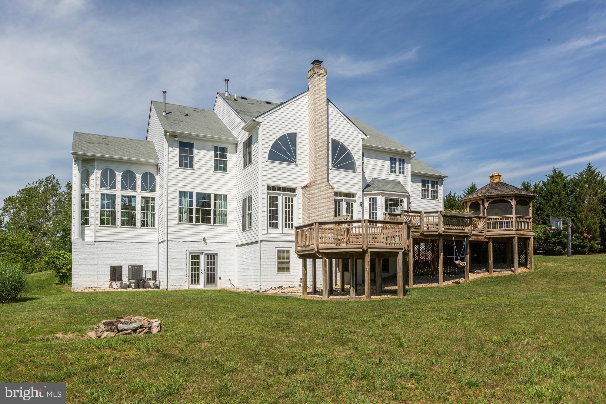 SPRING MEADOWS - Residential