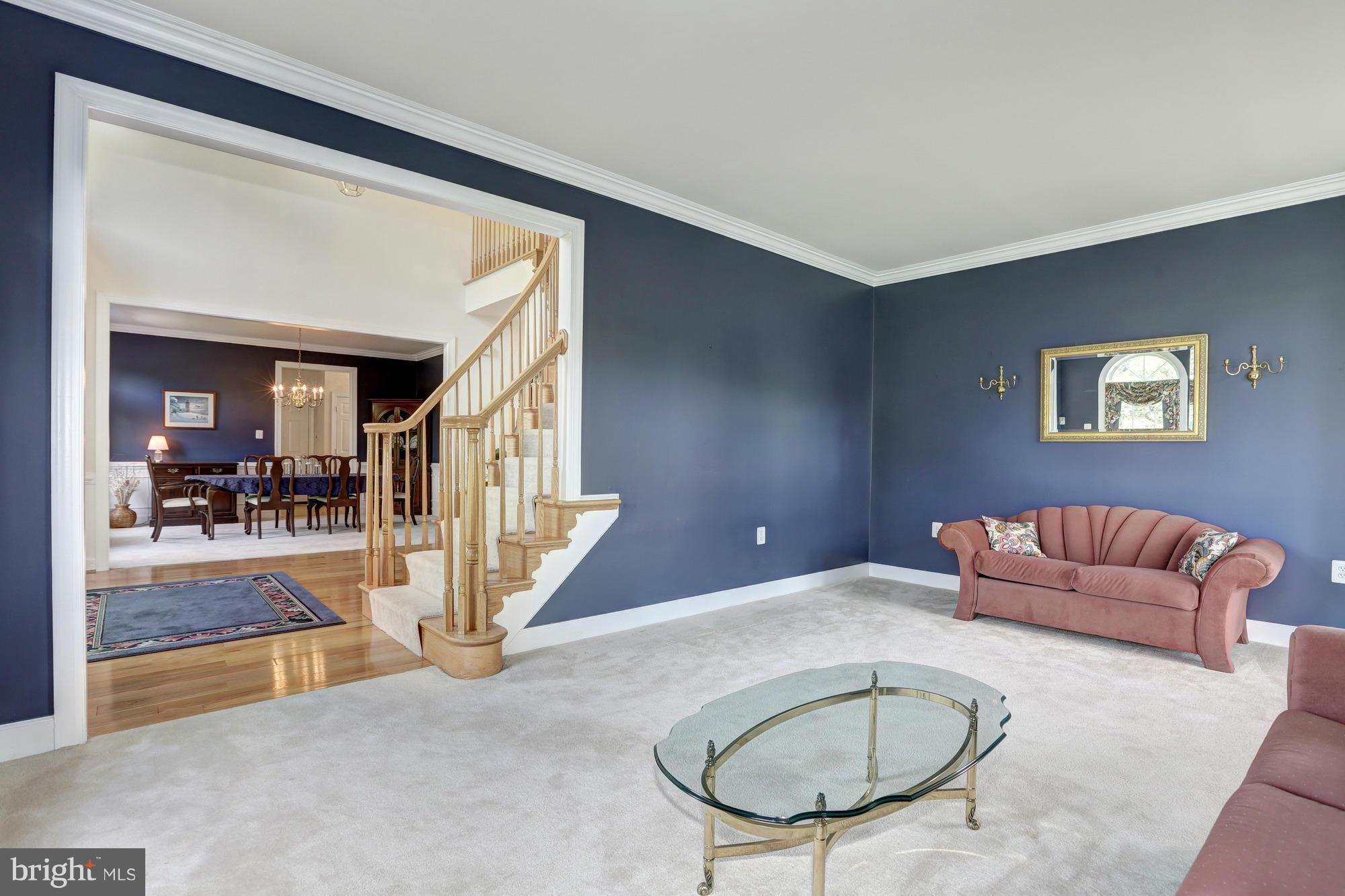 SPRING MEADOWS - Residential