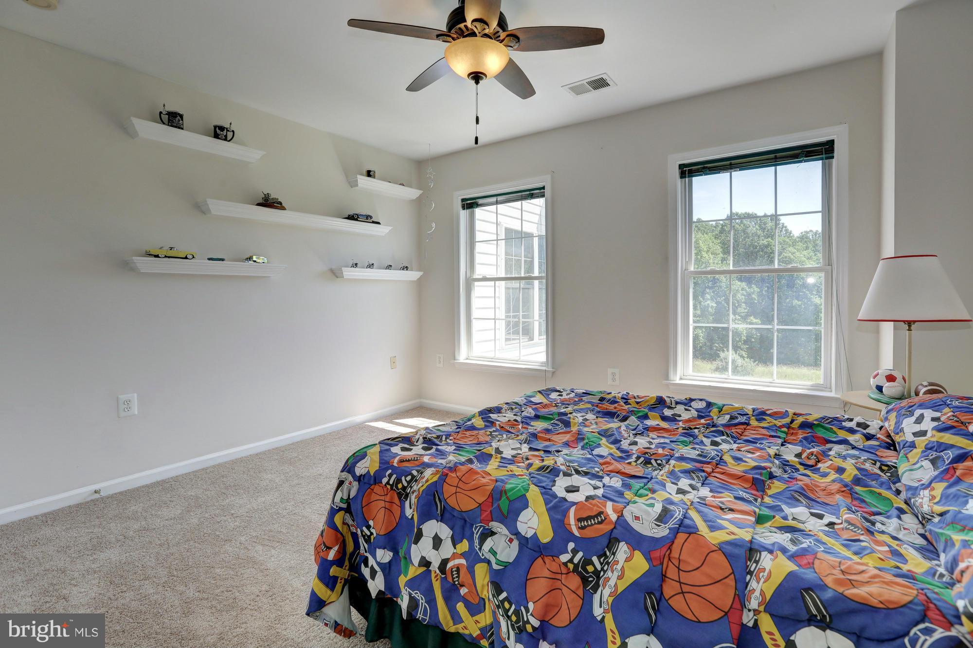 SPRING MEADOWS - Residential