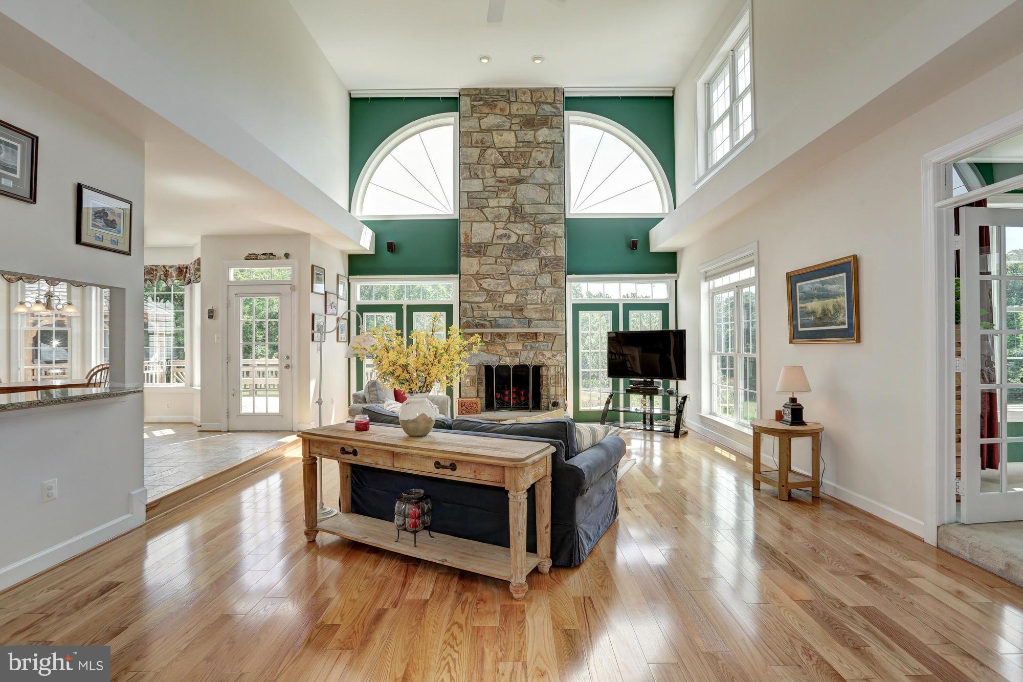 SPRING MEADOWS - Residential