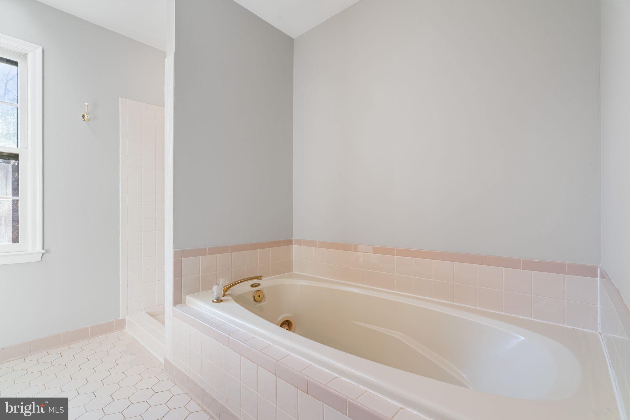 WARRENTON LAKES - Residential