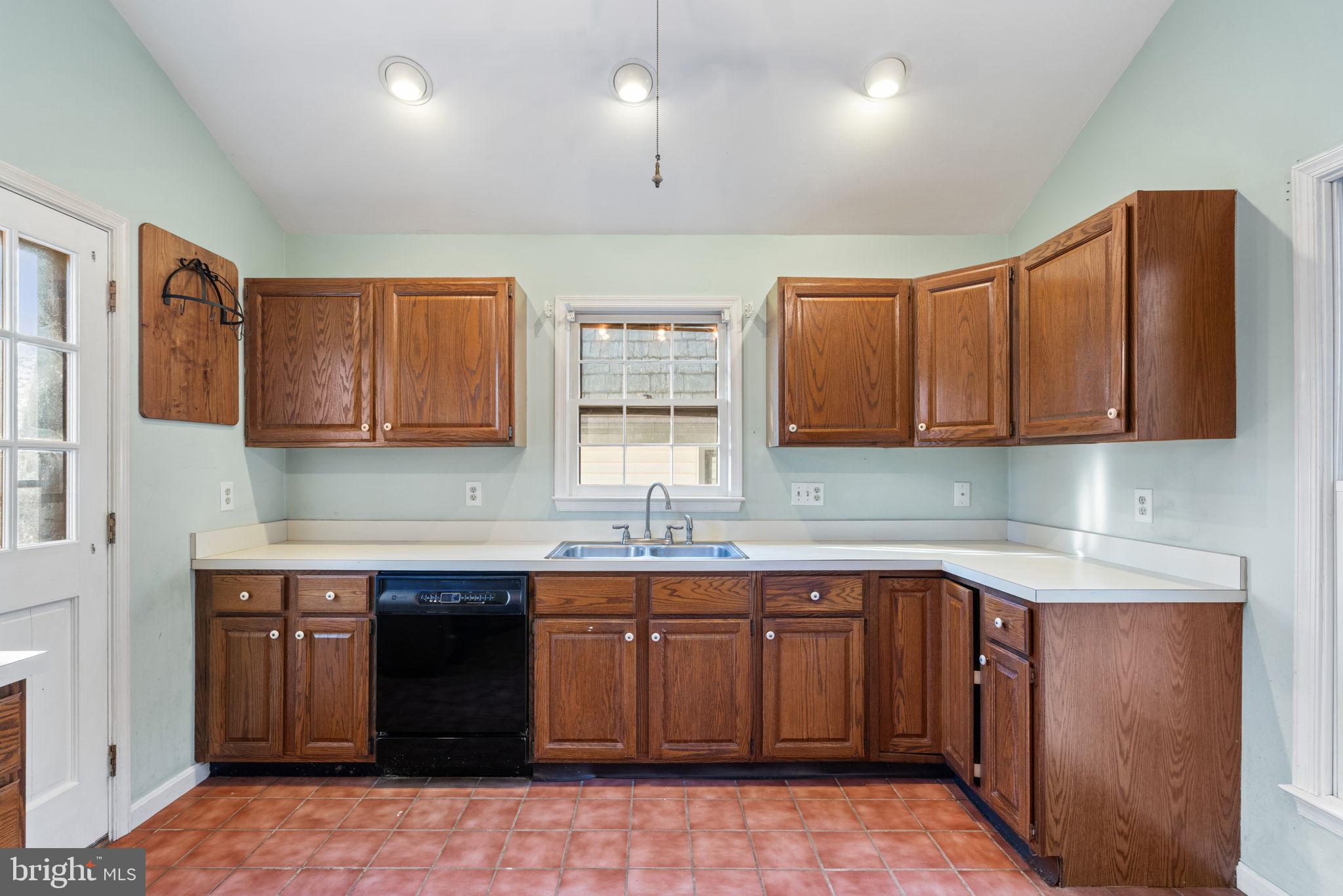 WARRENTON LAKES - Residential