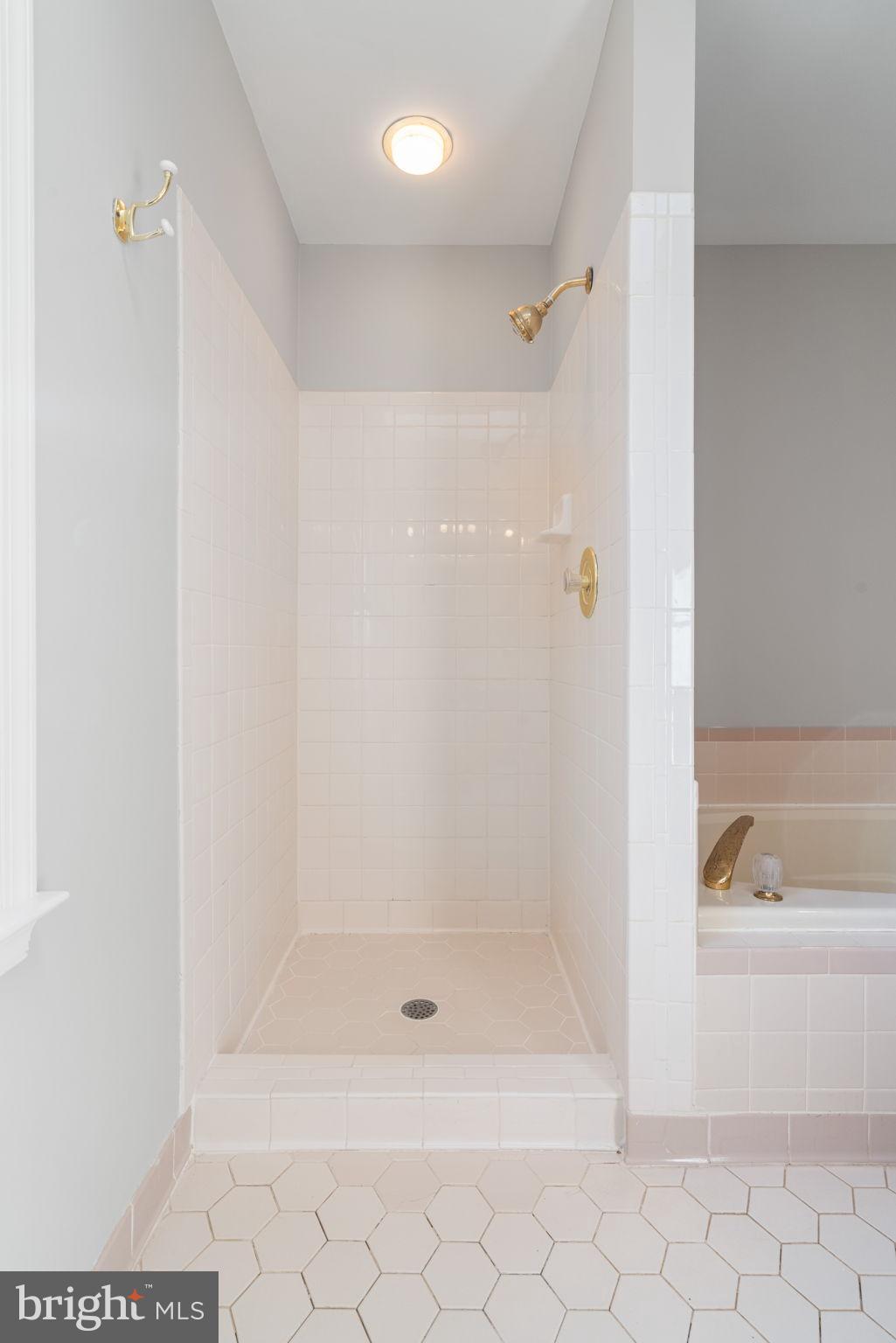 WARRENTON LAKES - Residential