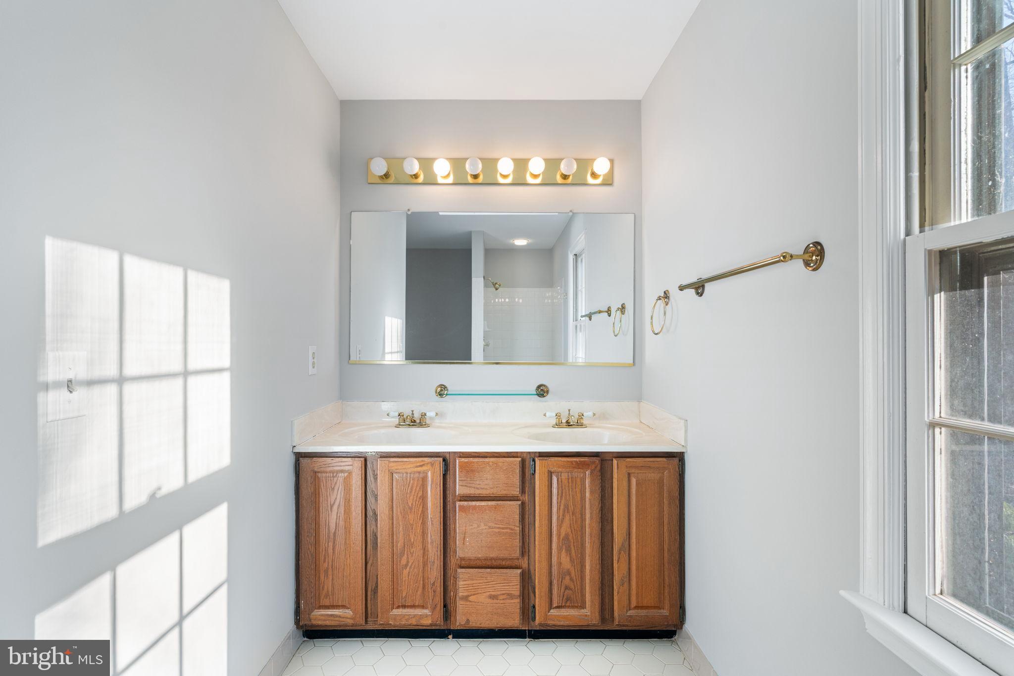 WARRENTON LAKES - Residential