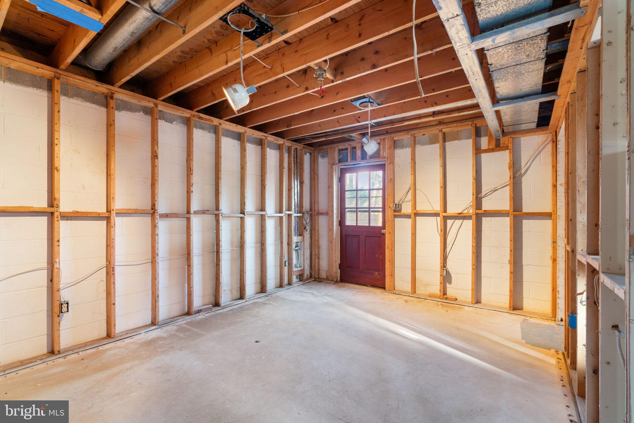 WARRENTON LAKES - Residential