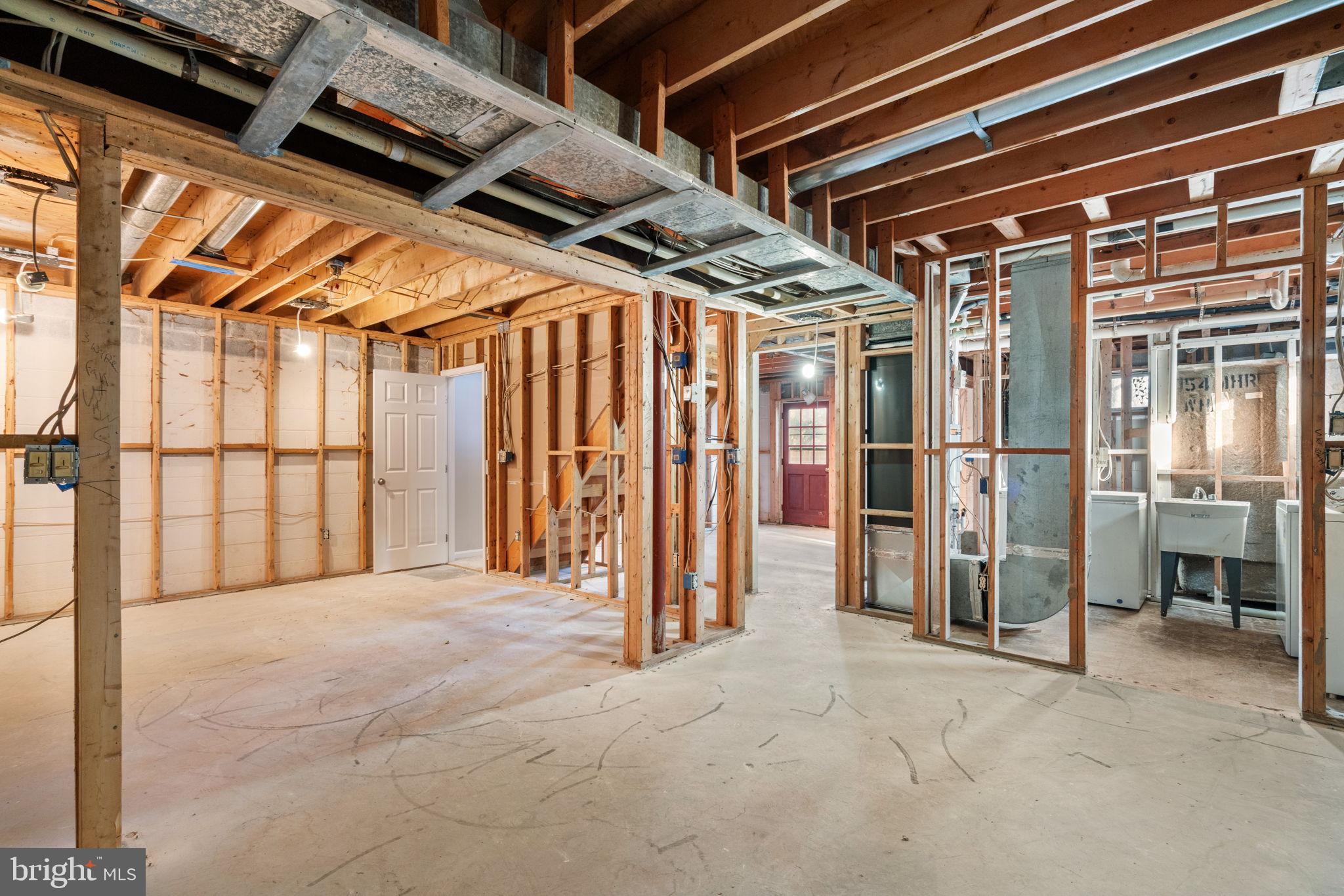 WARRENTON LAKES - Residential