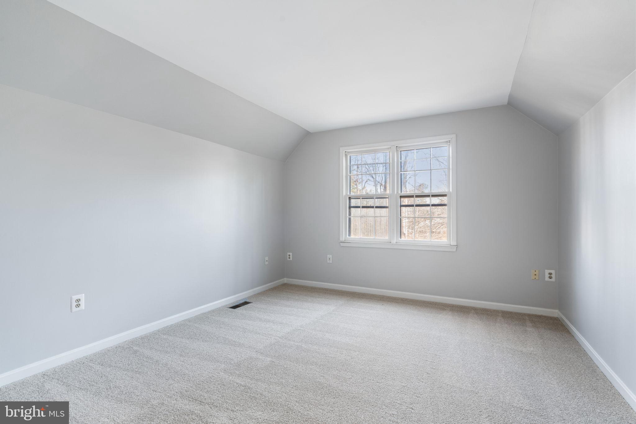 WARRENTON LAKES - Residential