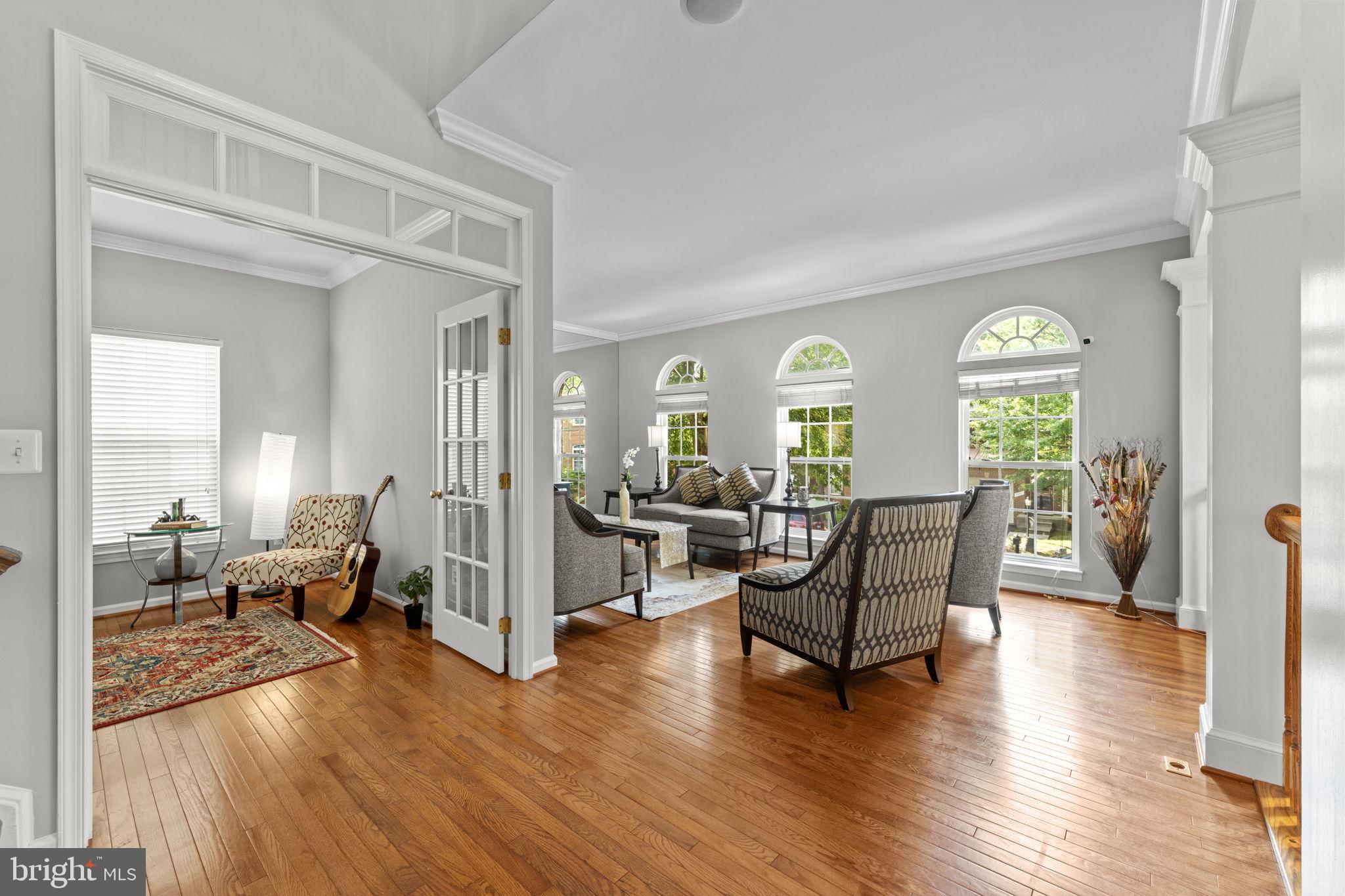 EAST HILL - Residential