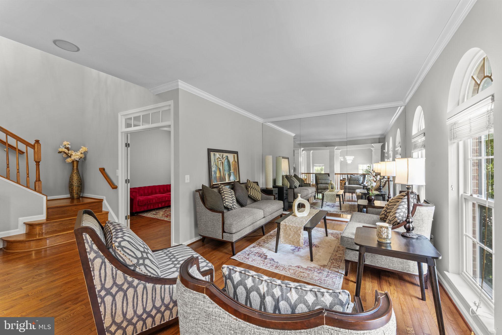 EAST HILL - Residential