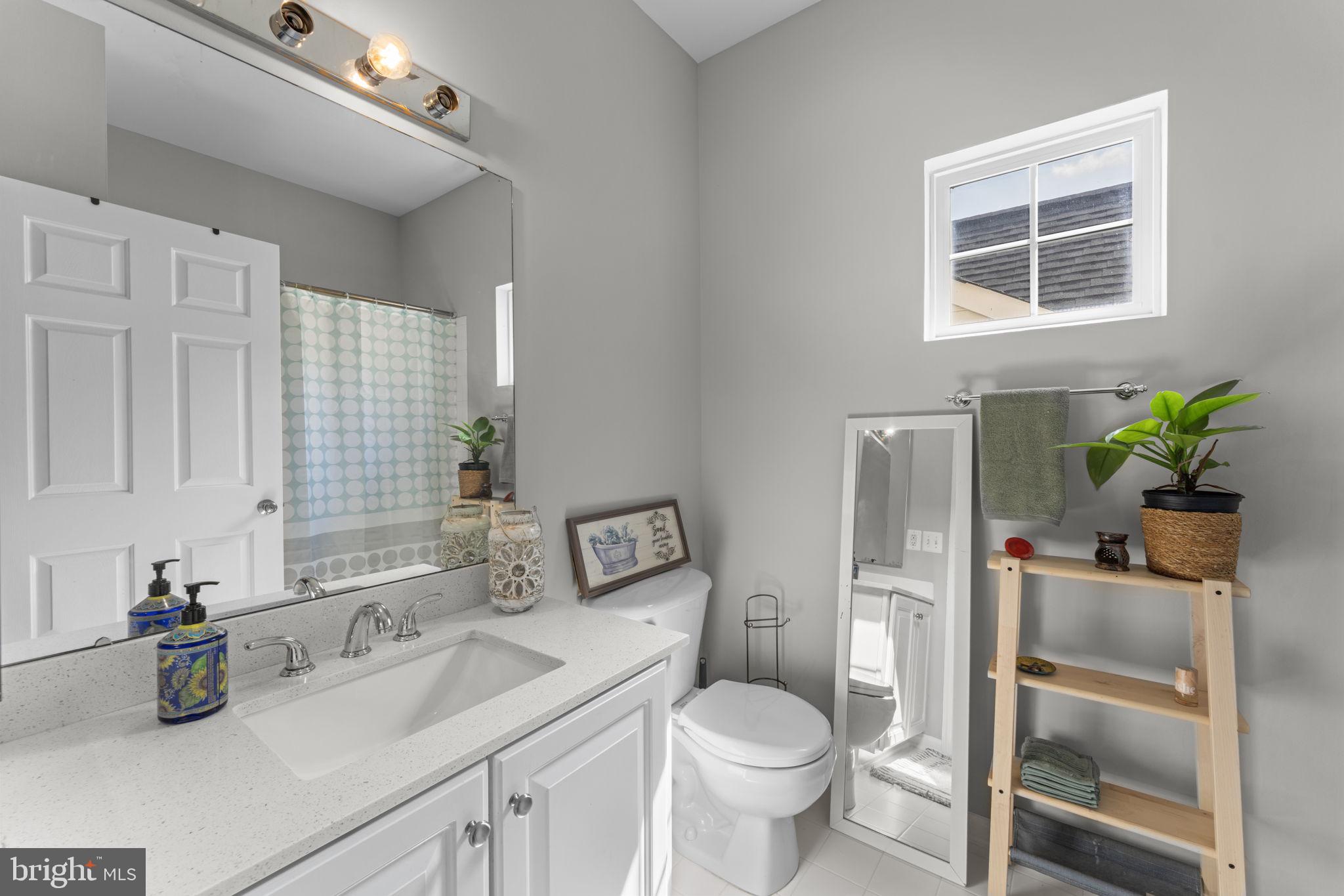 EAST HILL - Residential