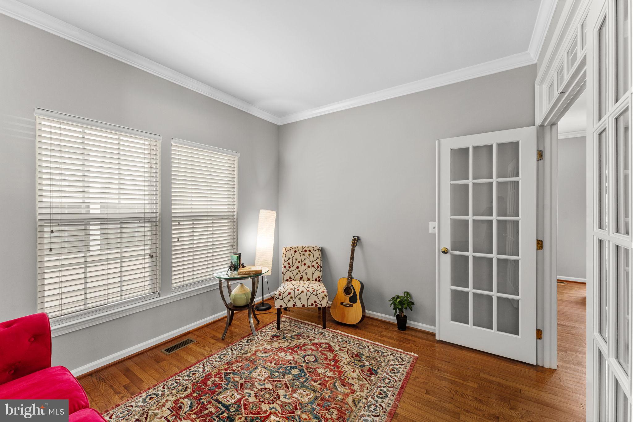 EAST HILL - Residential