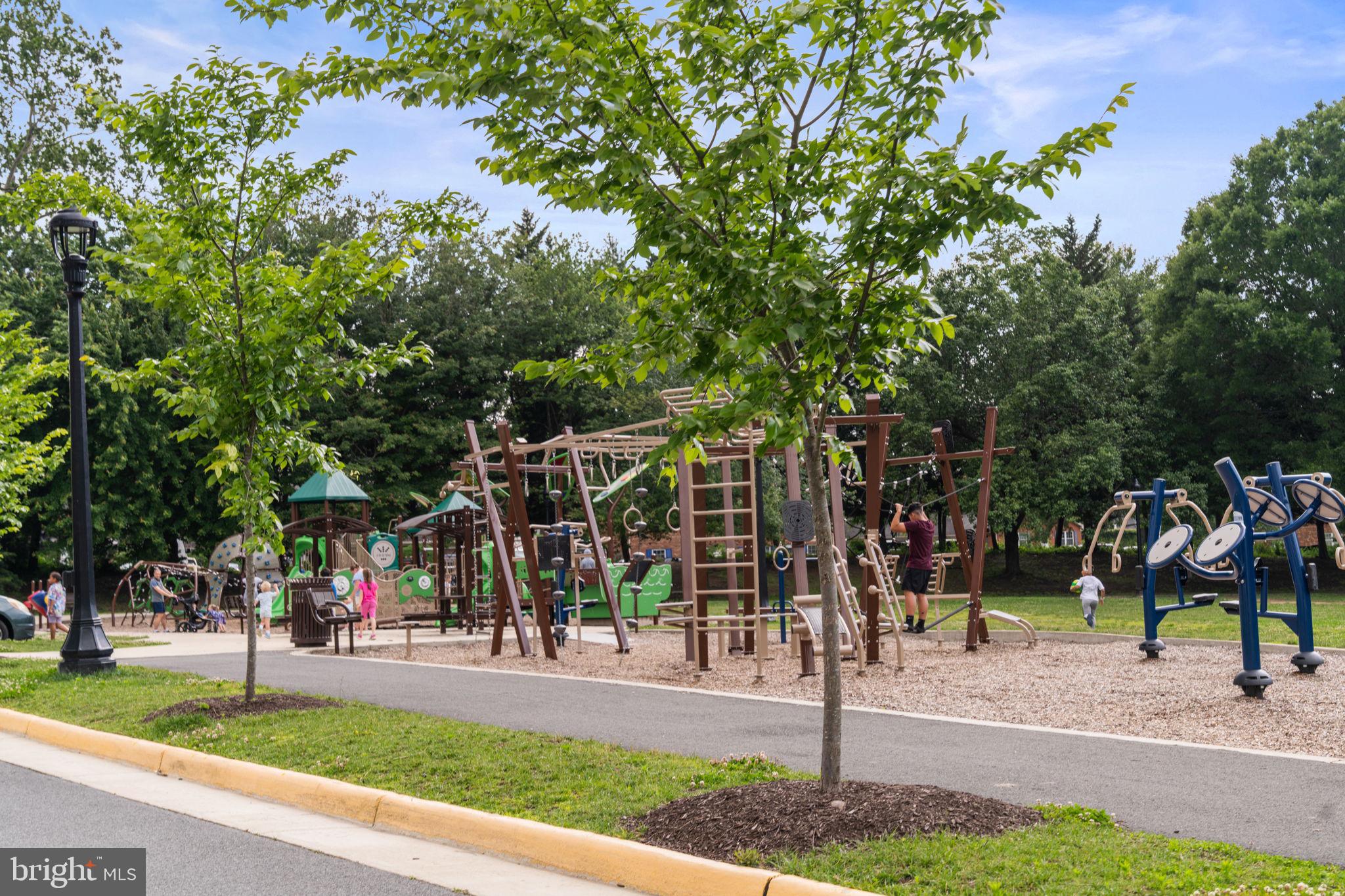 EAST HILL - Residential