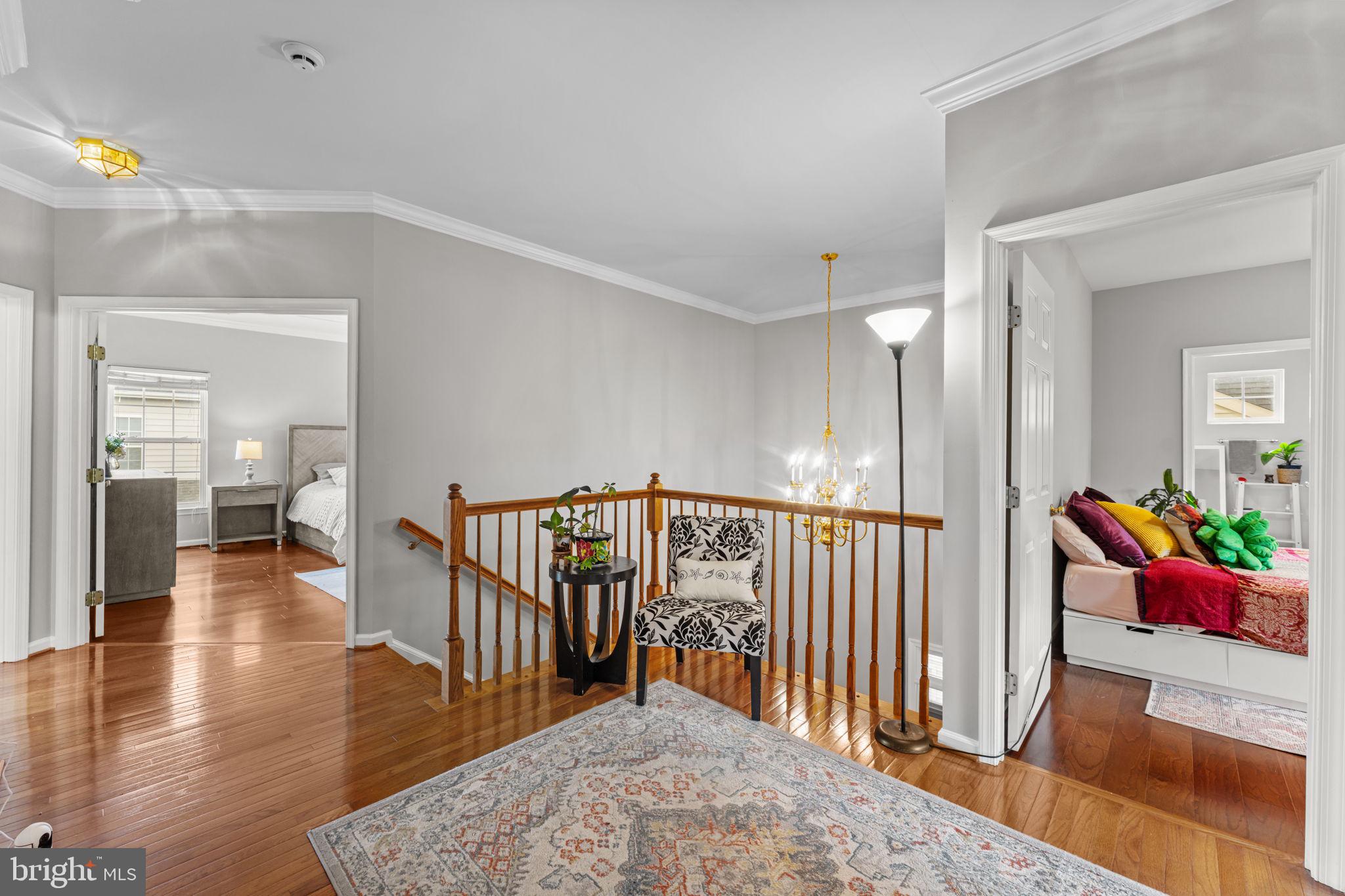 EAST HILL - Residential