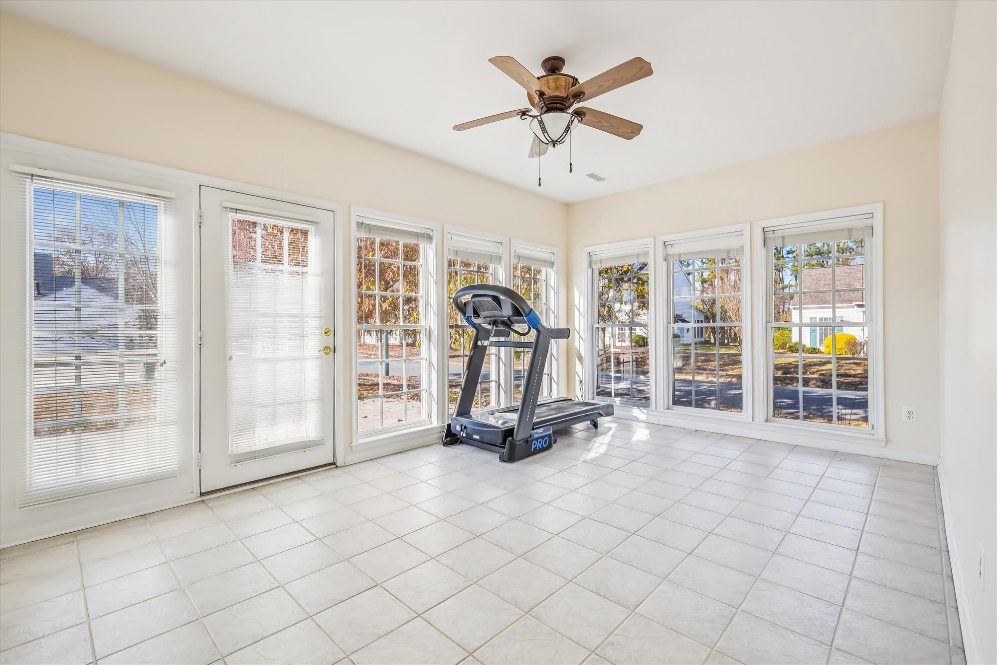 EASTON CLUB EAST - Residential