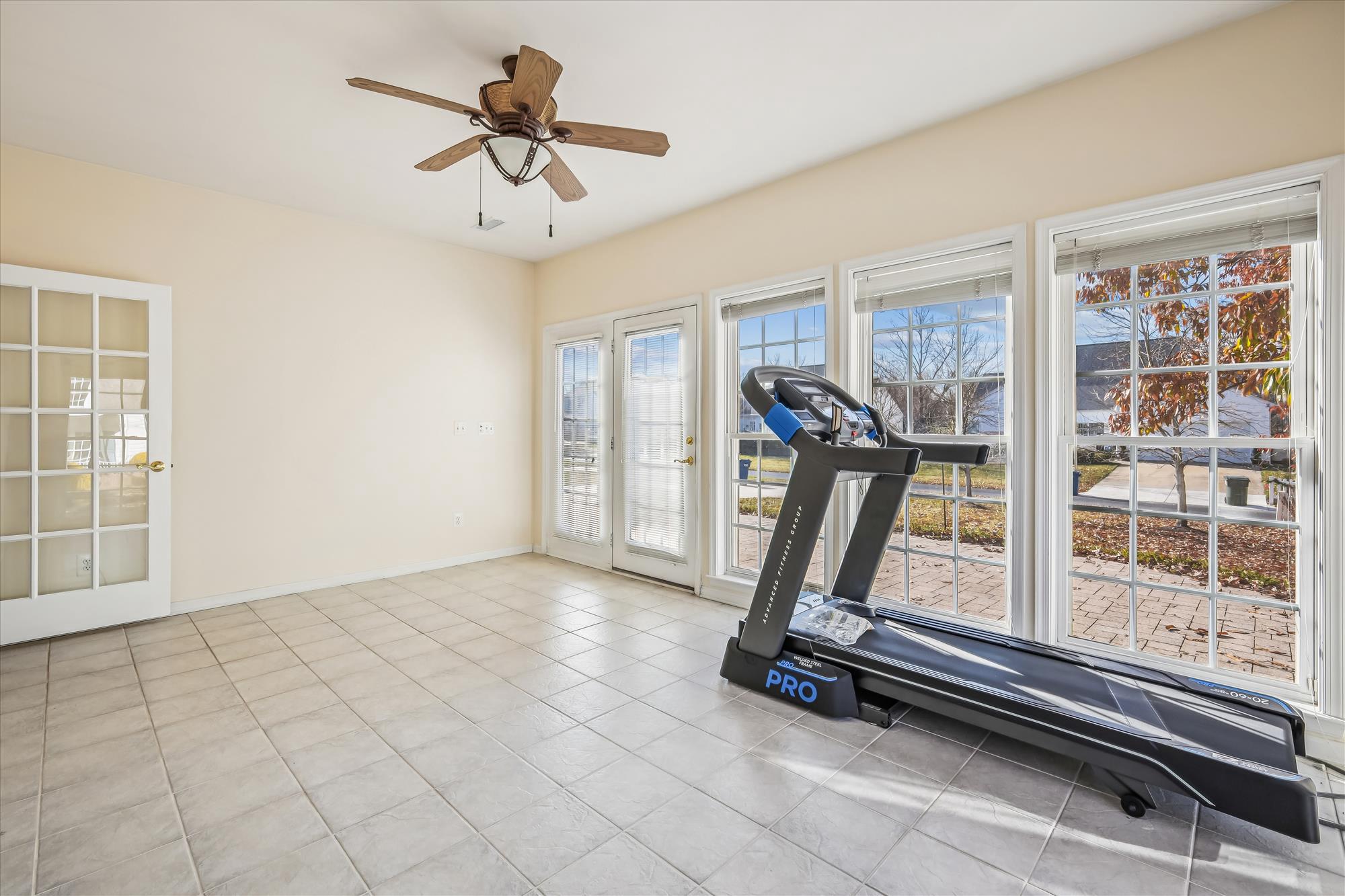 EASTON CLUB EAST - Residential