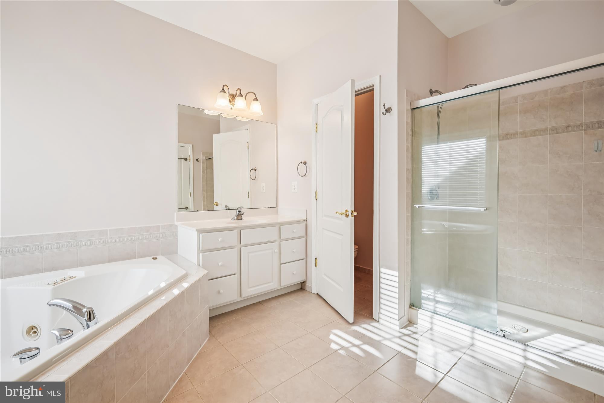 EASTON CLUB EAST - Residential