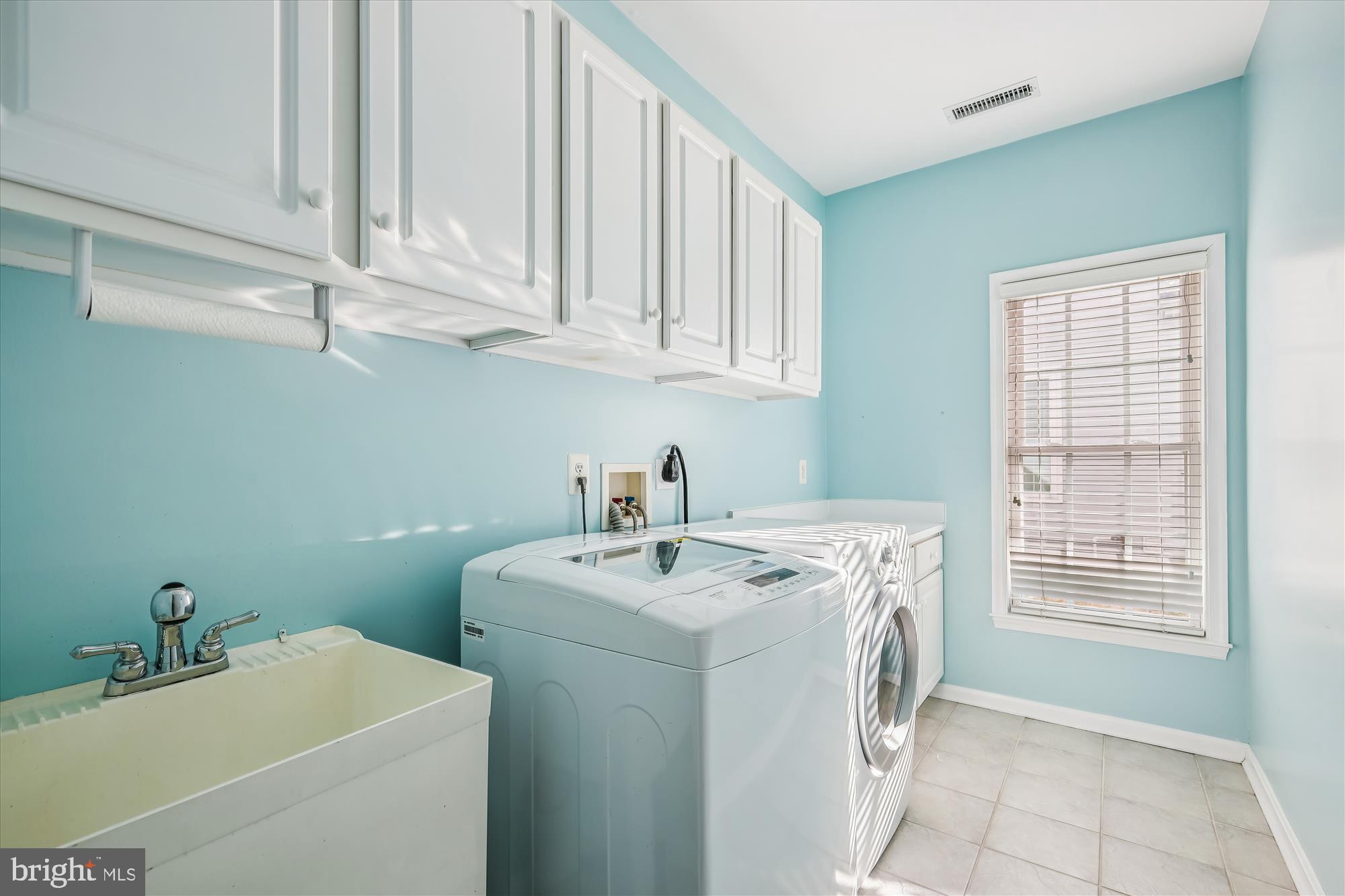 EASTON CLUB EAST - Residential