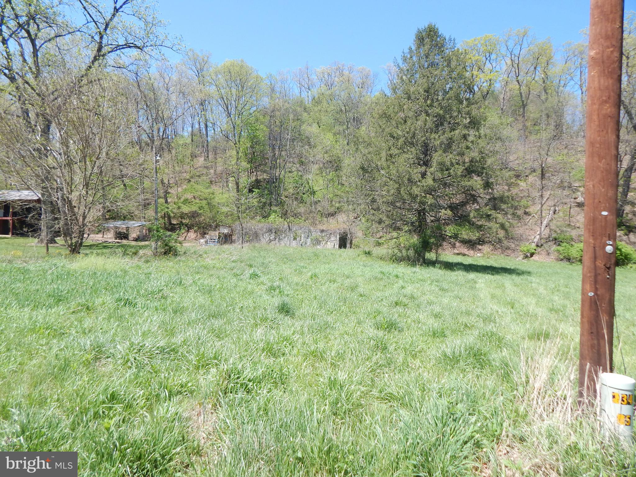 .40 acreage. Build your dream home or weekend camp. Access to Back Creek. Well and septic on property. Block foundation on property. Close to Sleepy Creek State Park.