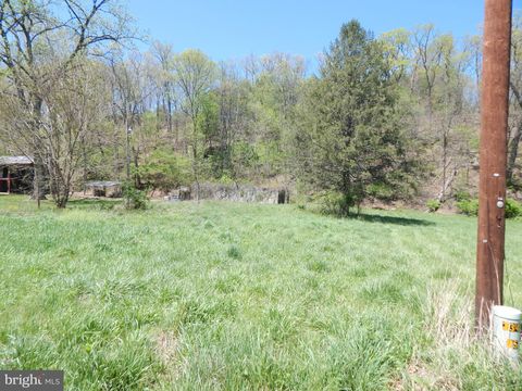 Vacant Land For Sale - 746 Puffenburger Lane<br/> Berkeley County, HEDGESVILLE, WV 25427