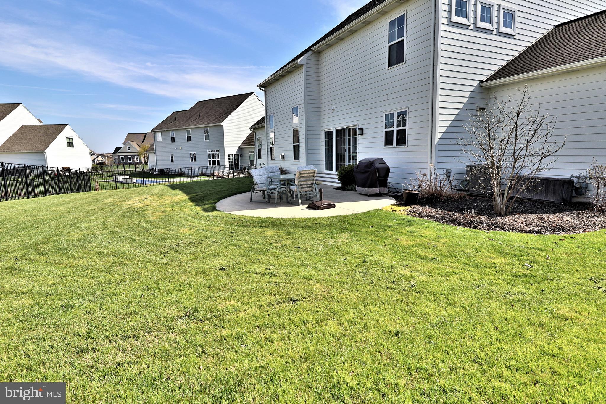 LITITZ BEND - Residential